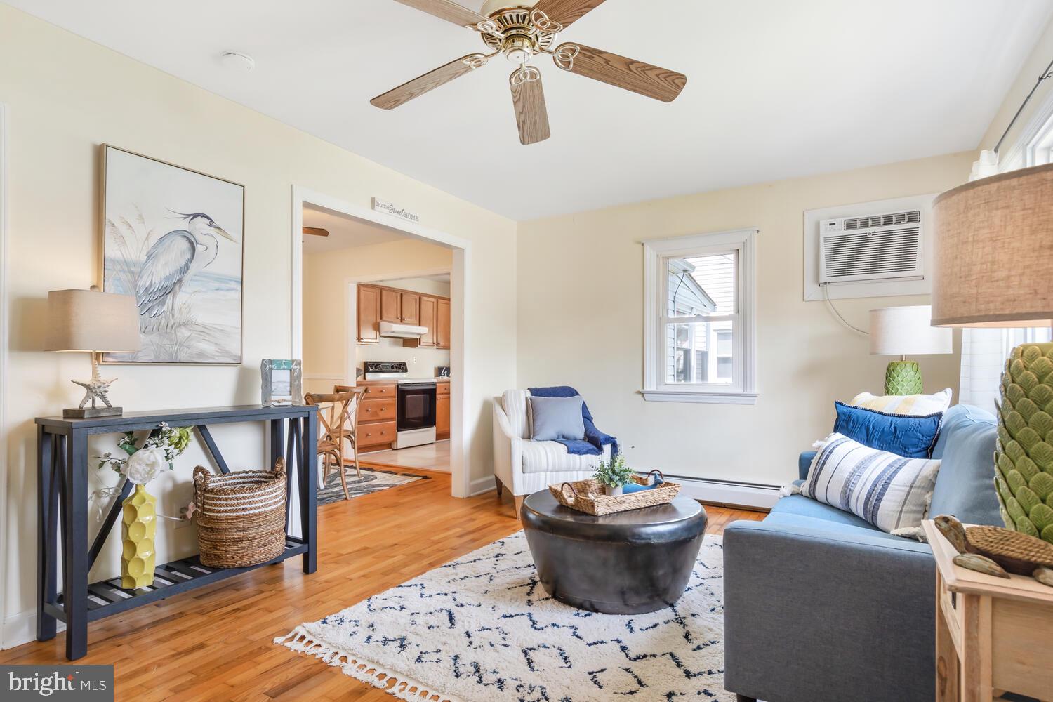 CENTREVILLE HEIGHTS - Residential