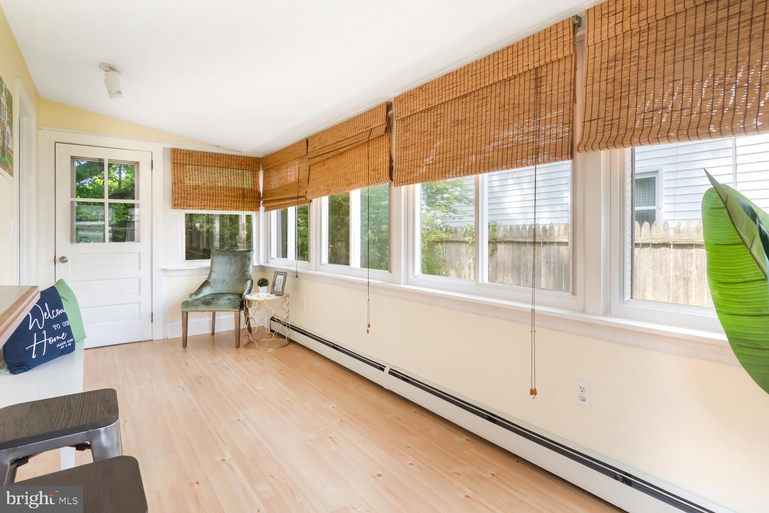 CENTREVILLE HEIGHTS - Residential