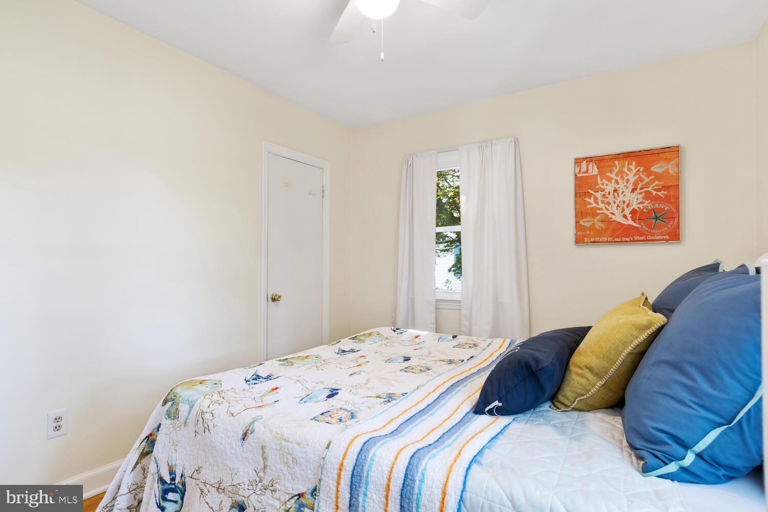 CENTREVILLE HEIGHTS - Residential