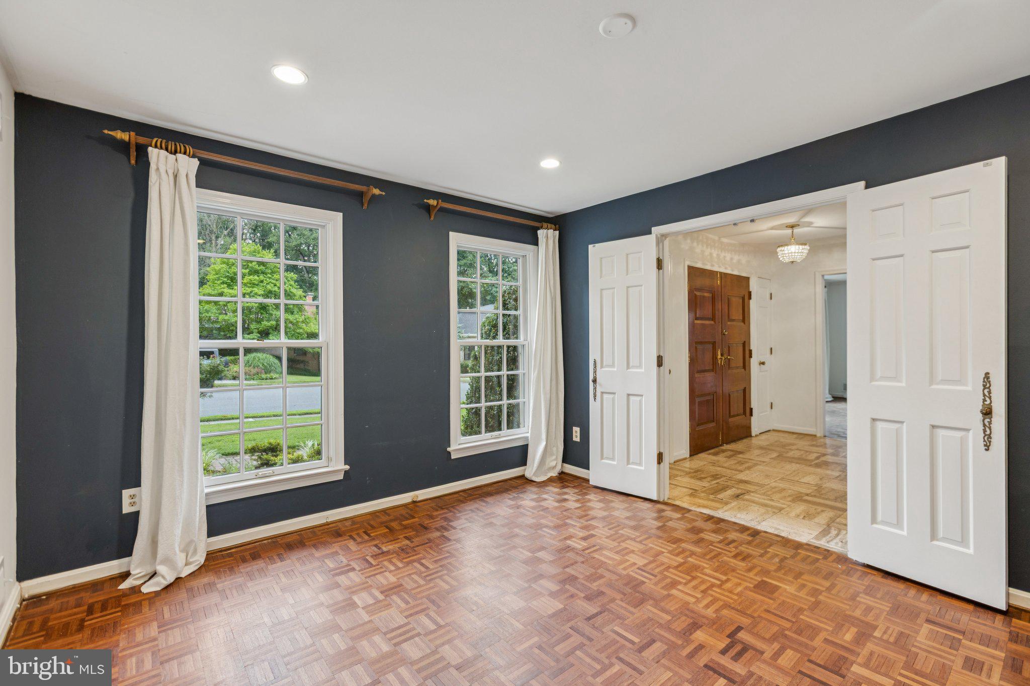 CHAIN BRIDGE FOREST - Residential Lease