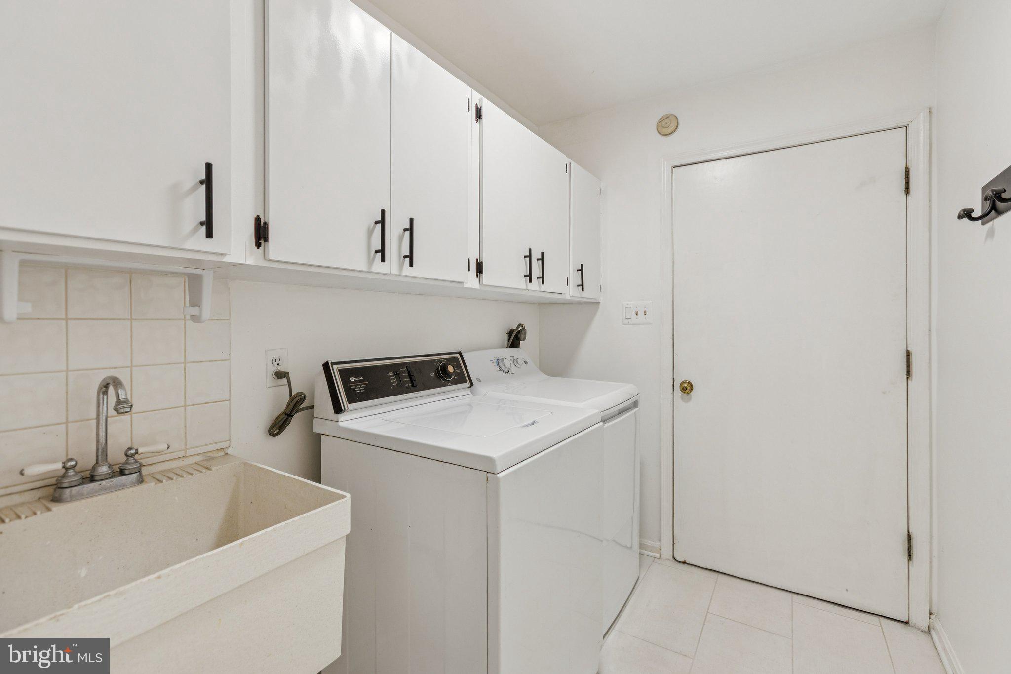 CHAIN BRIDGE FOREST - Residential Lease