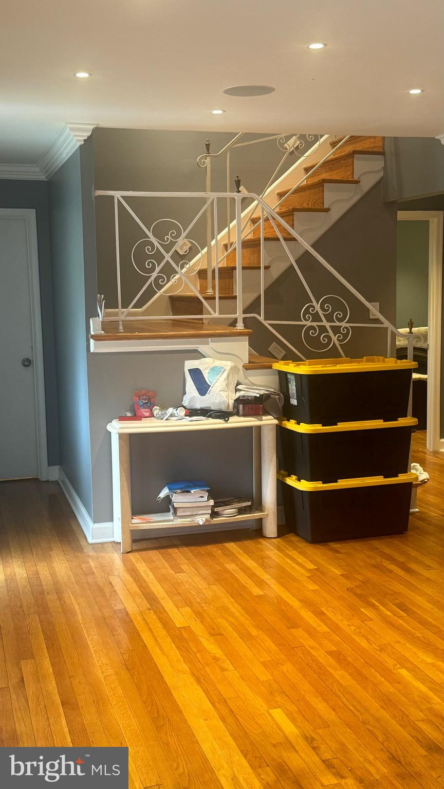 KEMP MILL ESTATES - Residential