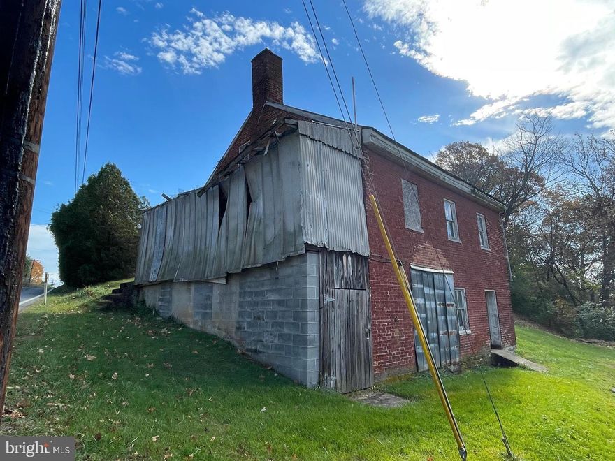 Early brick home in need of full restoration. Perfect for a contractor to go in and make this place shine like you’ve never seen before. Immaculate views of the Conococheague and great for all of you nature lovers out there! The possibilities are endless with this one; art studio, photographic studio, starter home, etc. Don’t miss out on this opportunity.
Tract 2- 250 Siloam Rd (09-0C12.-066.-000000) & Tract 1- 250 Siloam Rd (09-0C12.-067.-000000) - Seller is offering both parcels for purchase together.