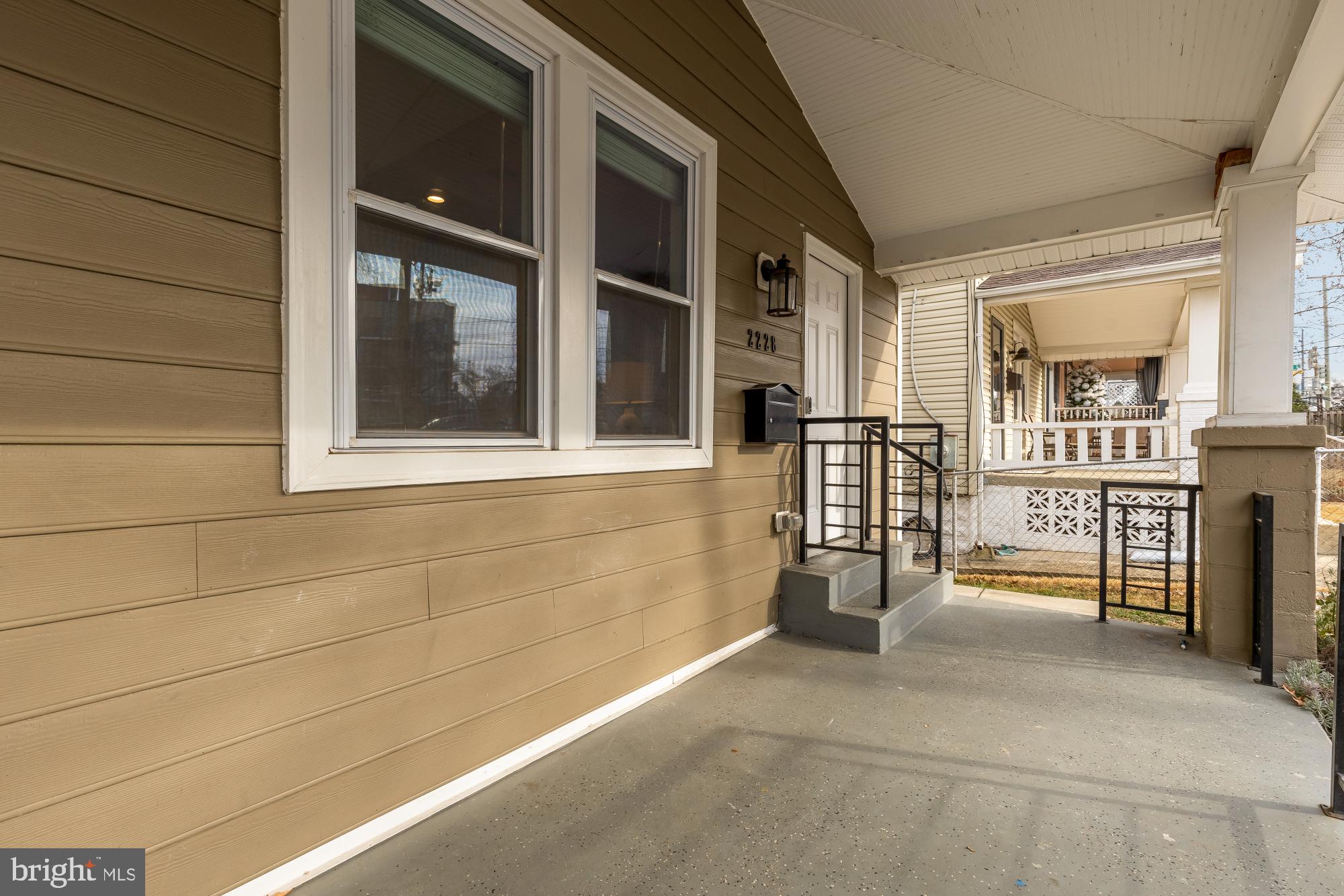 2228 KEARNY STREET NE