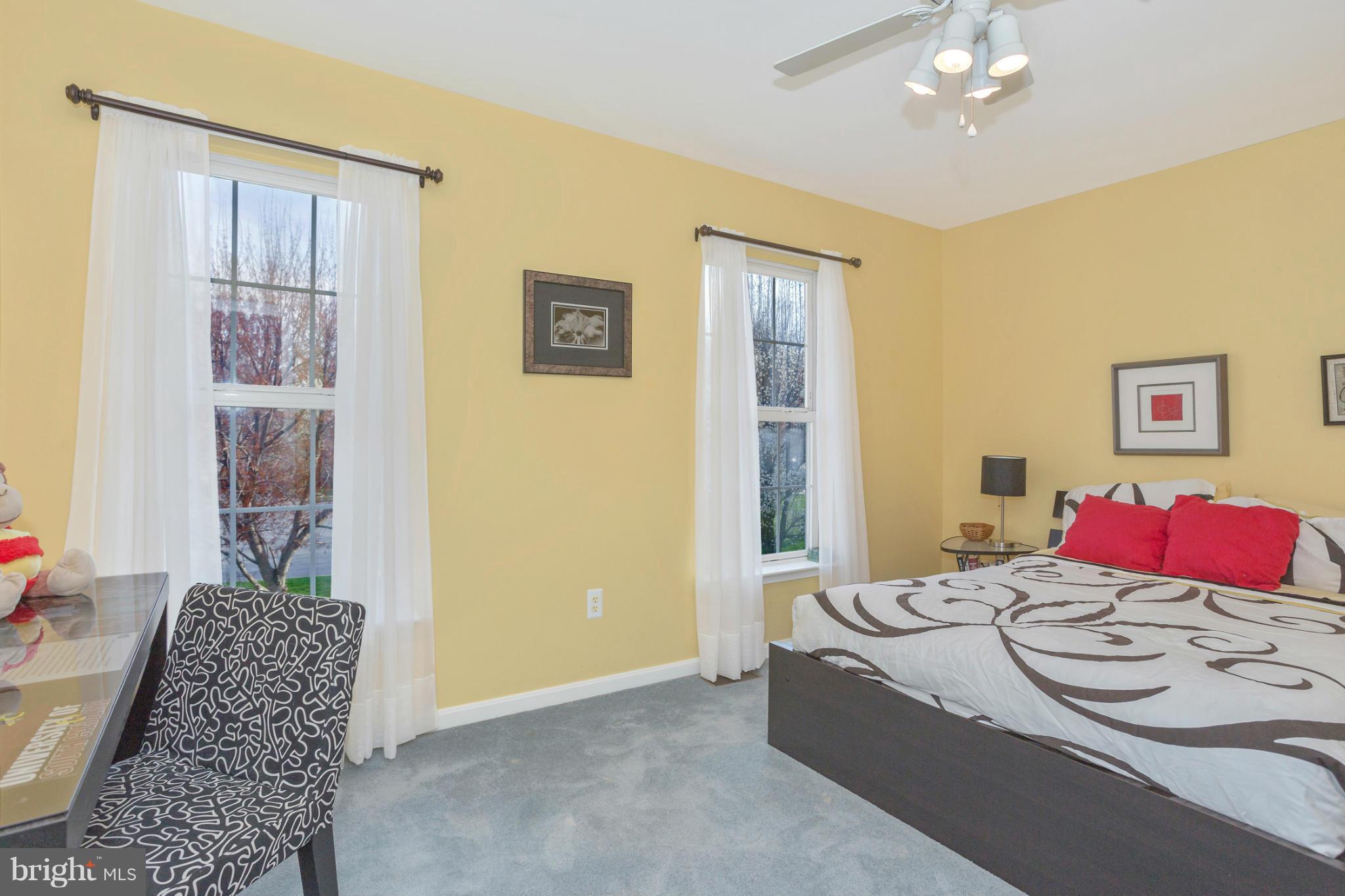 GABLES AT LAWYERS HILL - Residential