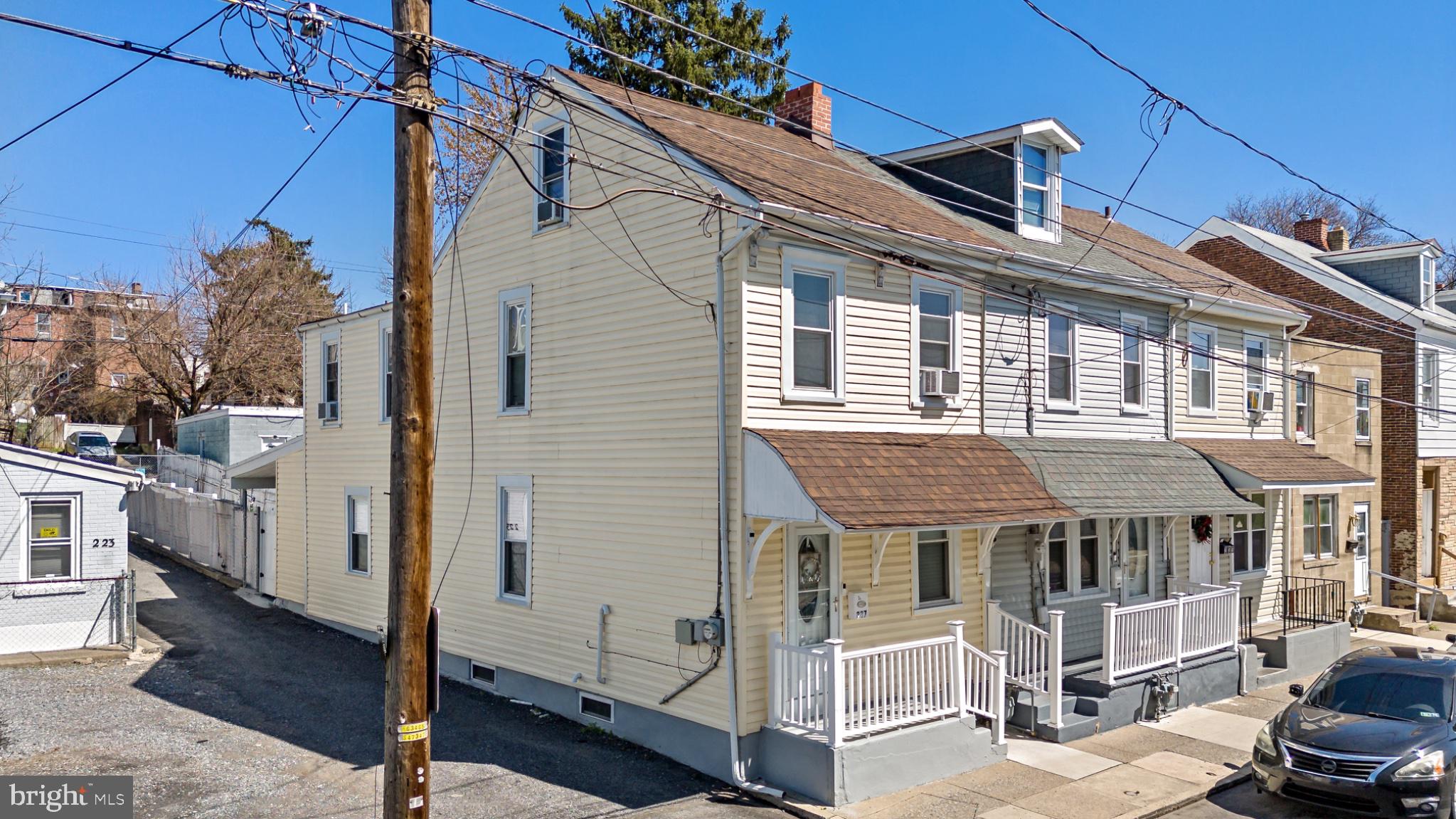 337 N 3RD STREET