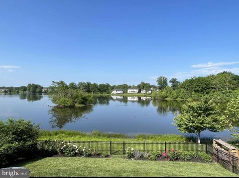 Photo of 7126 Lake Drive, WARRENTON, VA 20187 (MLS # VAFQ2020984)