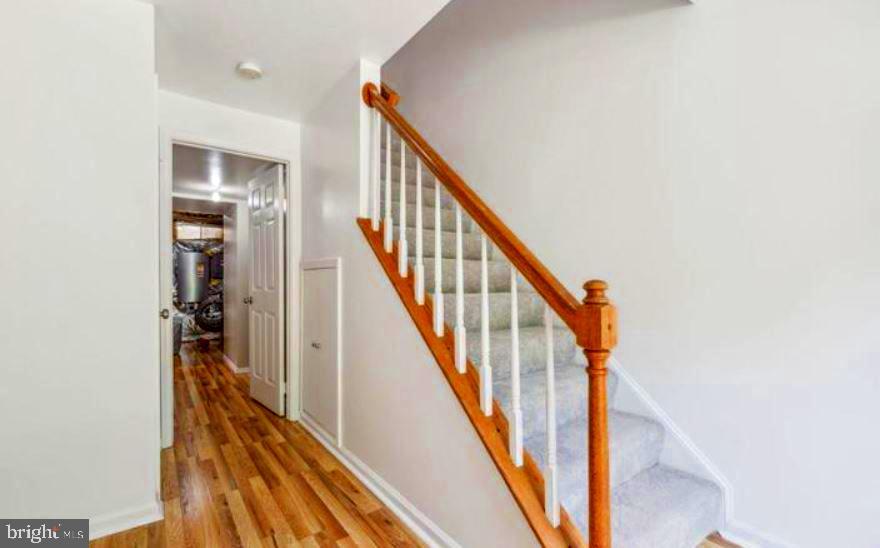 104 ROLLING HILL COURT