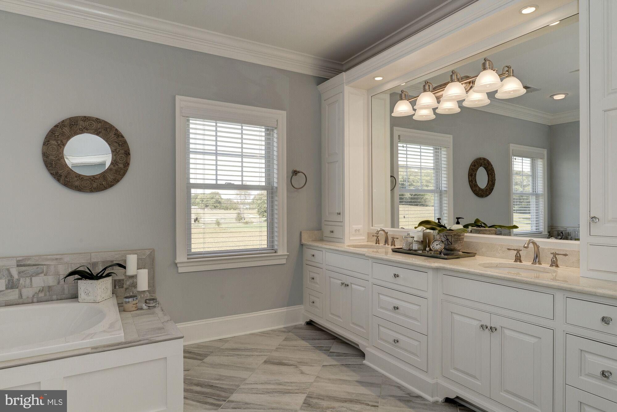 HARWOOD - Residential