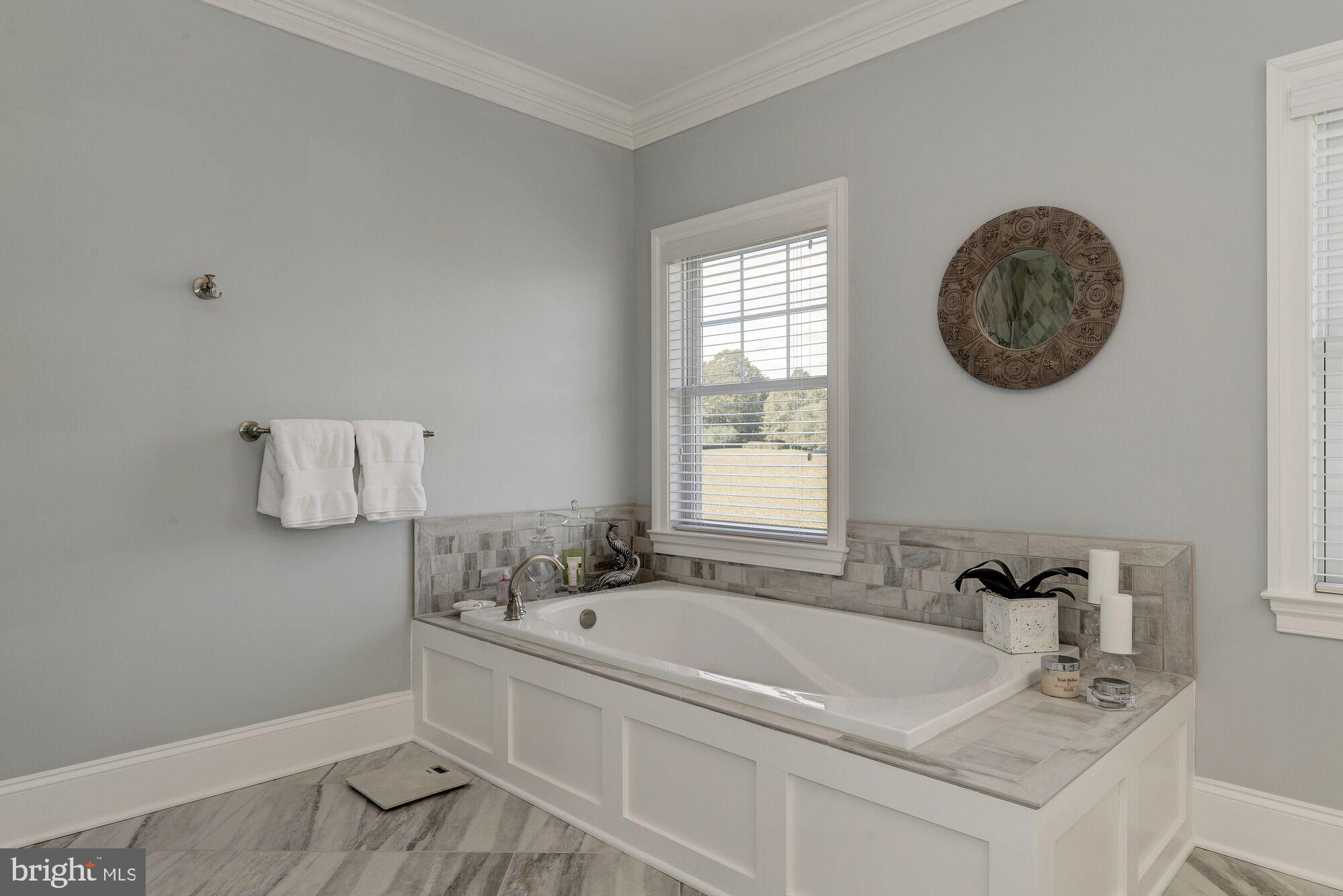 HARWOOD - Residential