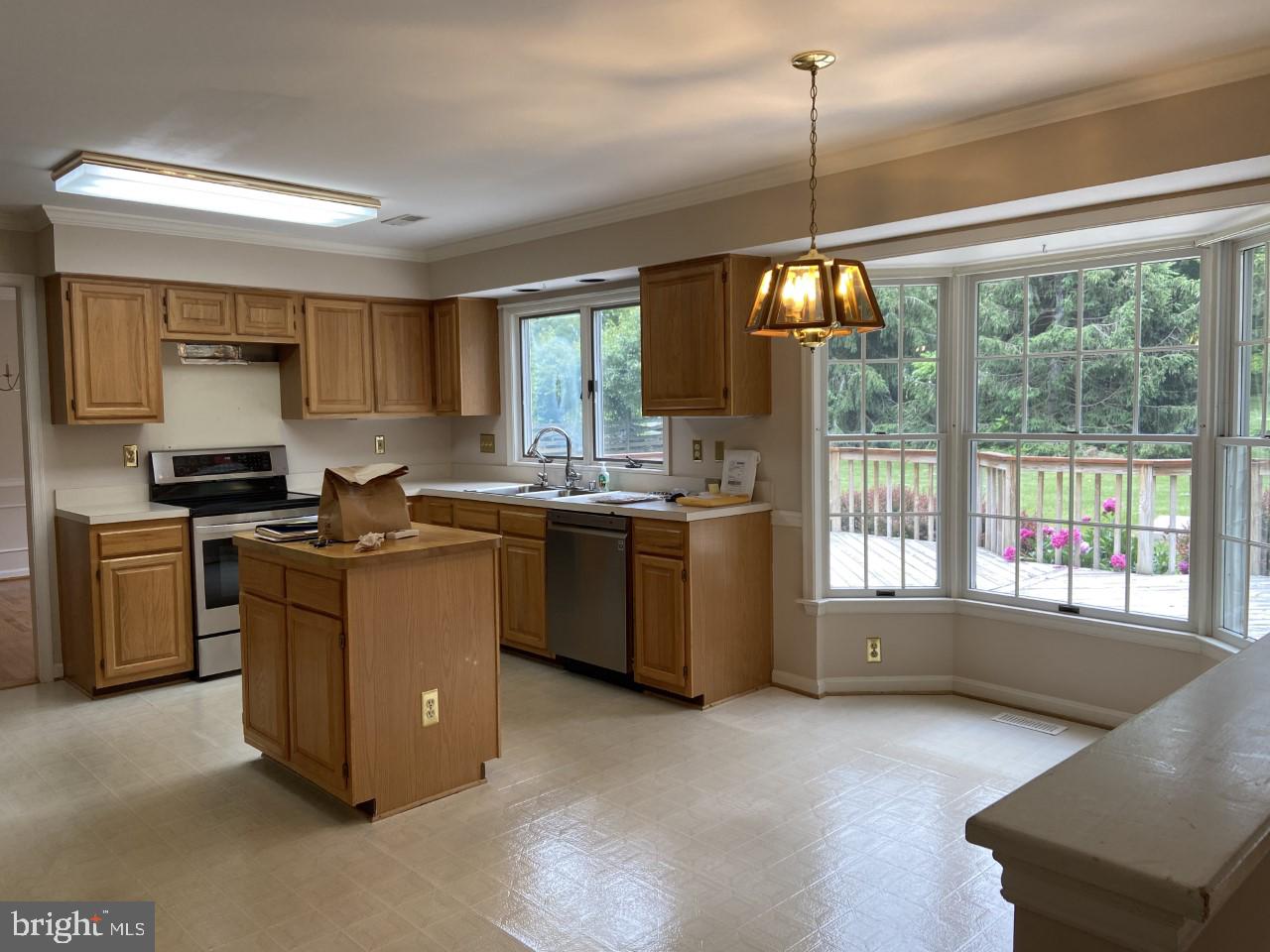 STEEPLE CHASE - Residential