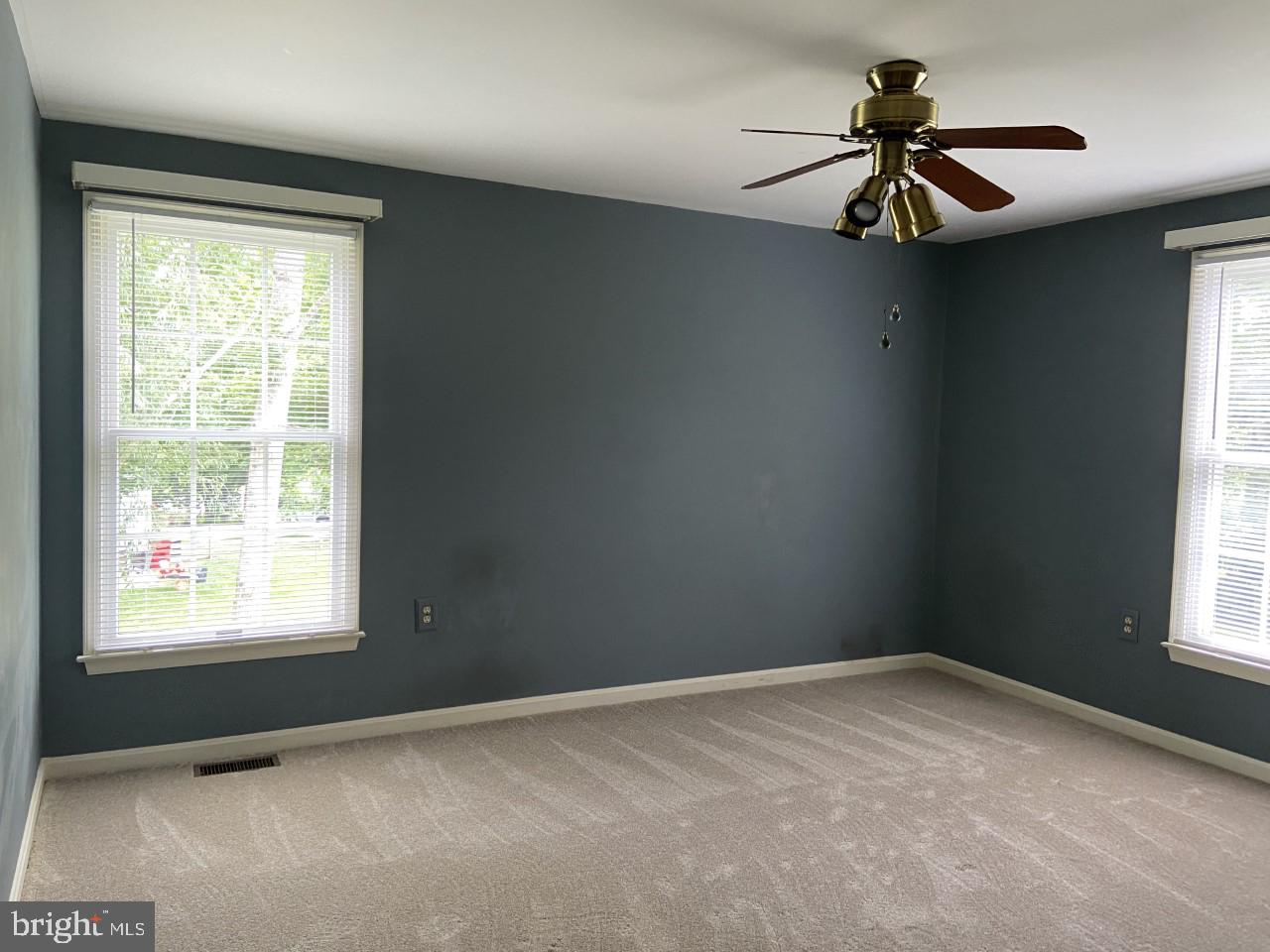 STEEPLE CHASE - Residential