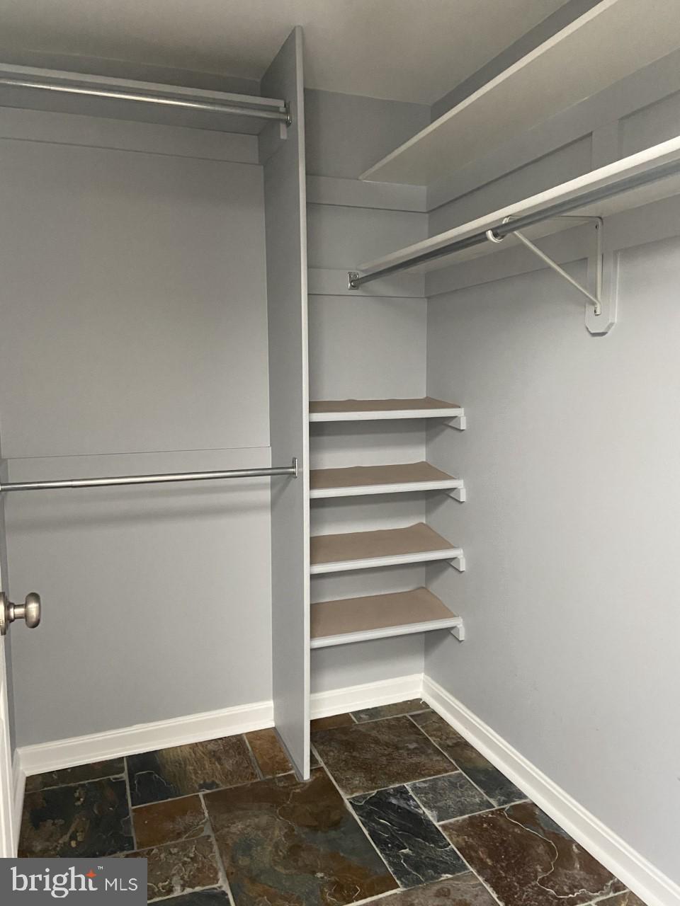 STEEPLE CHASE - Residential