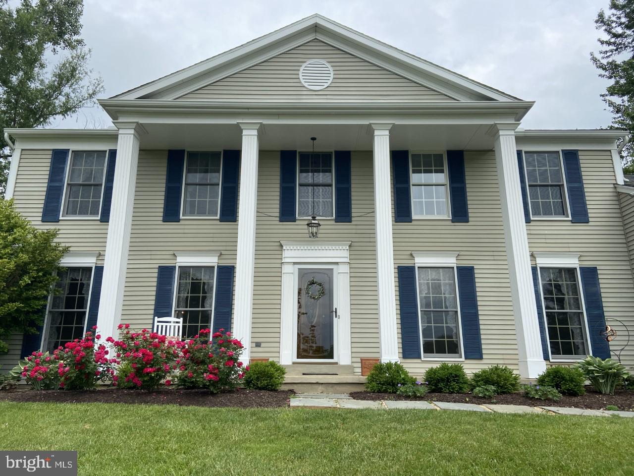 STEEPLE CHASE - Residential