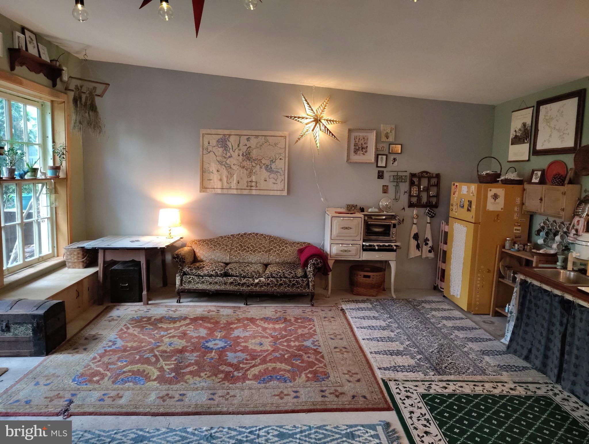 GERMANTOWN (EAST) - Residential