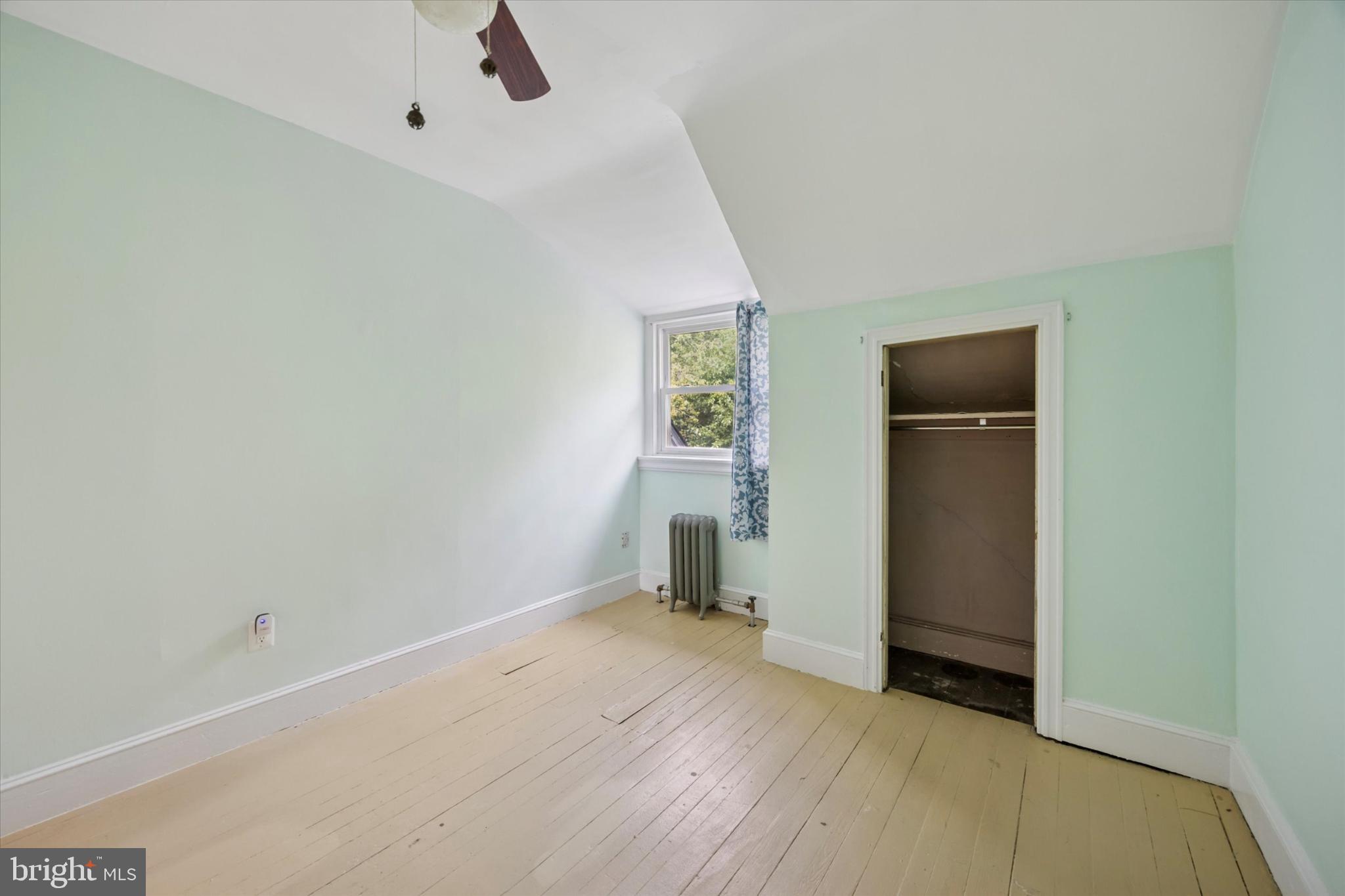 GERMANTOWN (EAST) - Residential