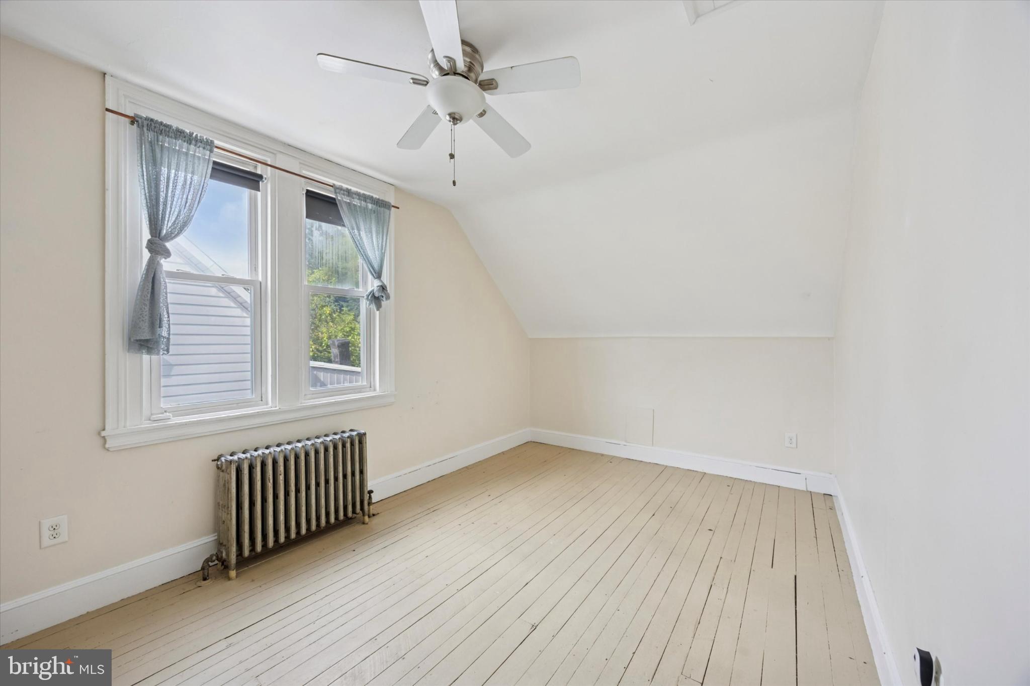 GERMANTOWN (EAST) - Residential