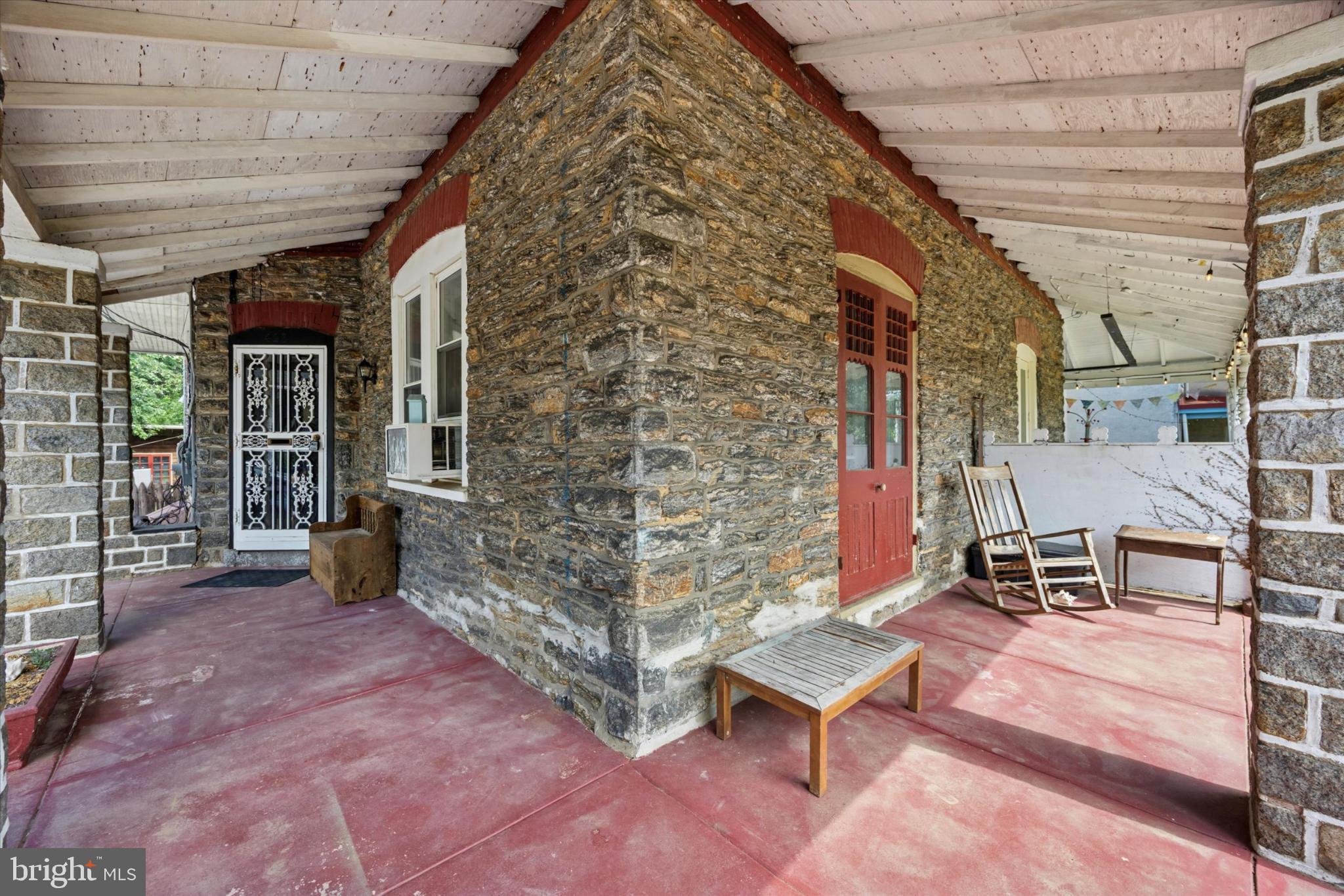 GERMANTOWN (EAST) - Residential