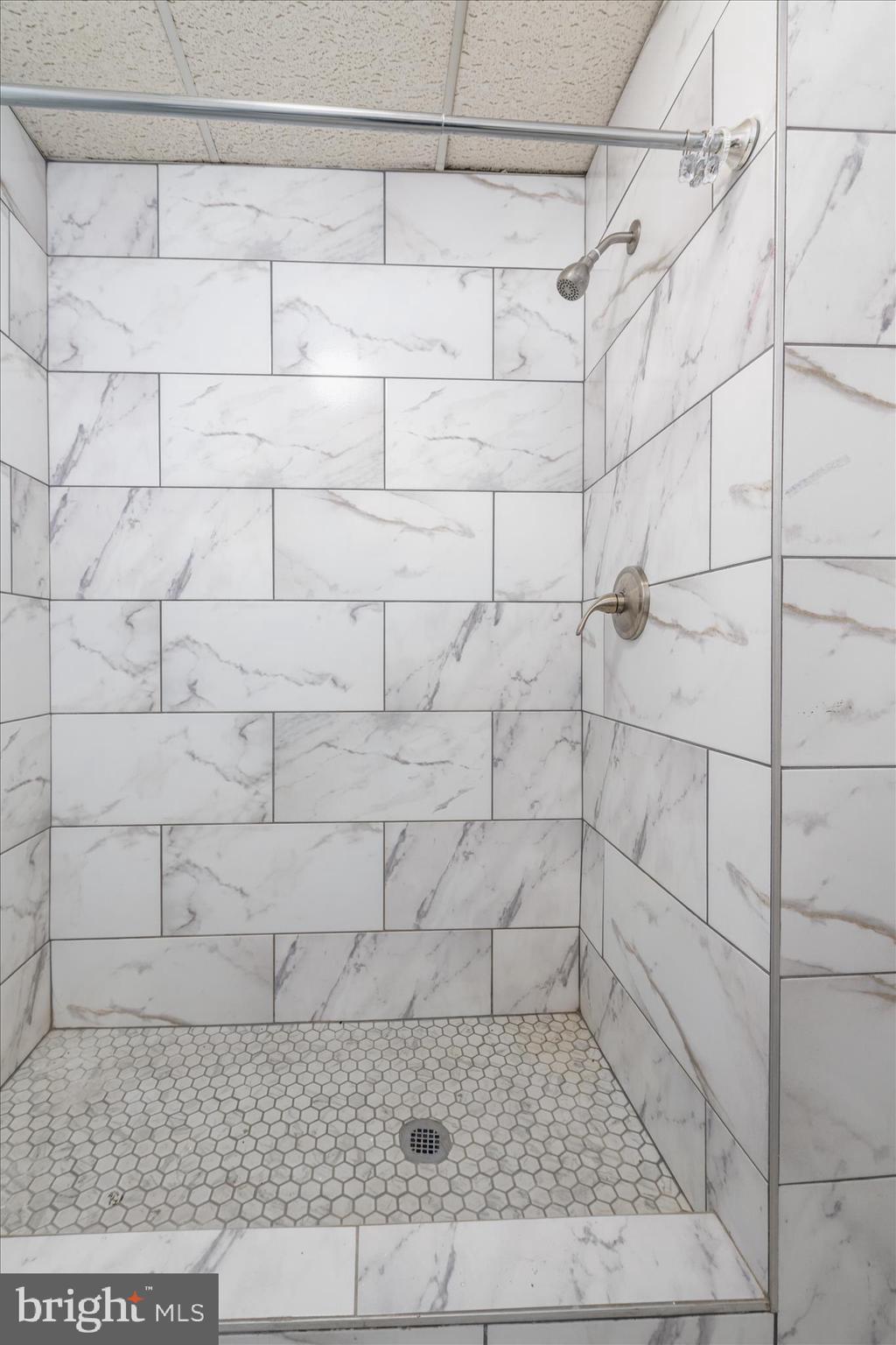 CITY OF MARTINSBURG - Commercial Sale