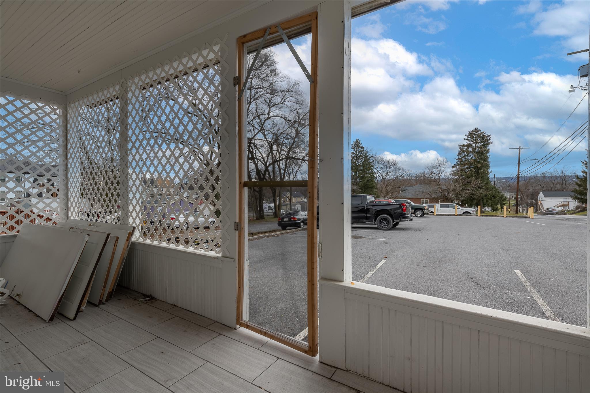 CITY OF MARTINSBURG - Commercial Sale