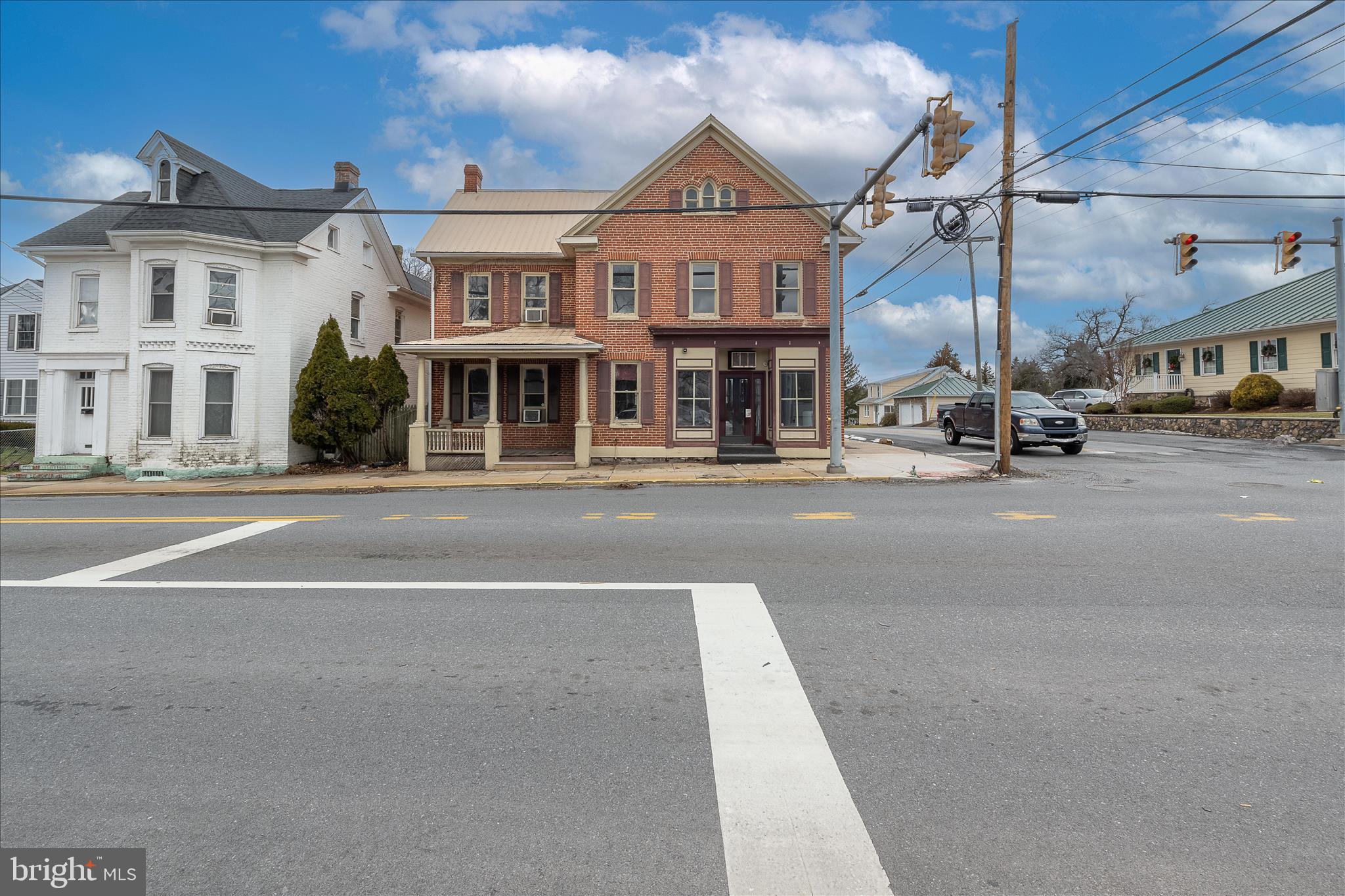 CITY OF MARTINSBURG - Commercial Sale