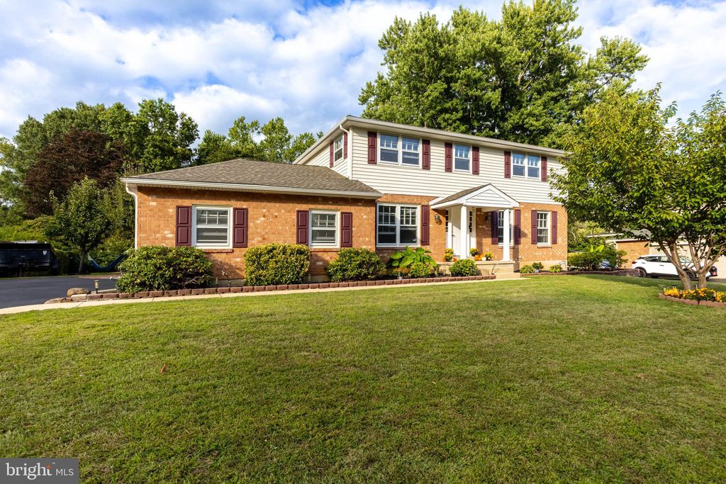 Photo of 2205 Dorval Road, WILMINGTON, DE 19810 (MLS # DENC2091548)