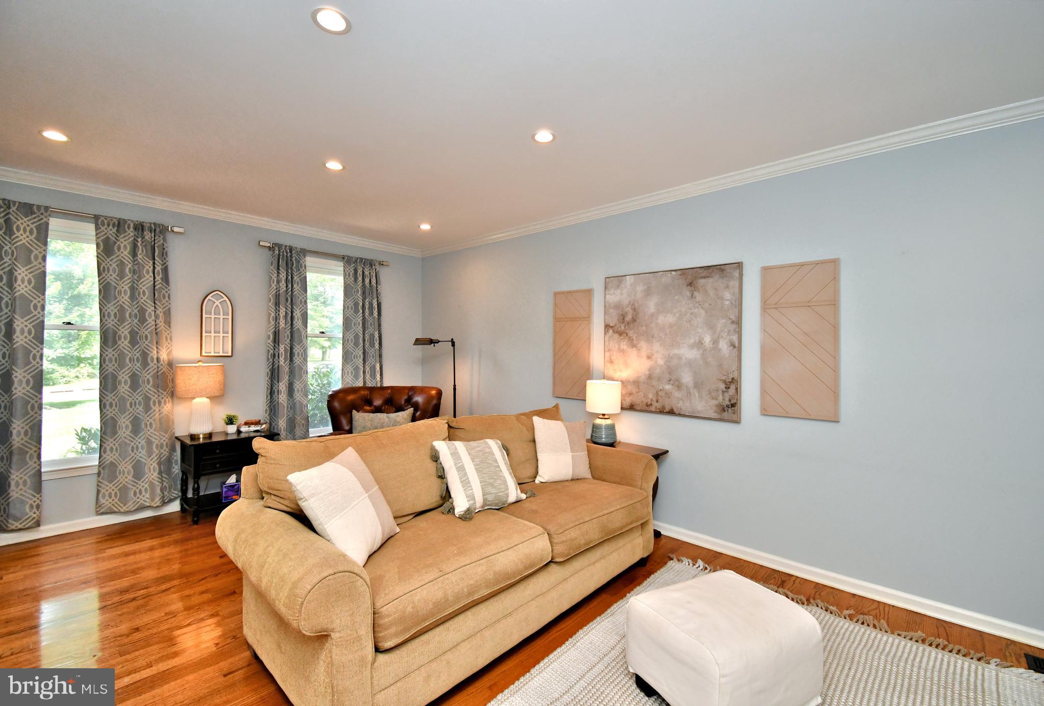 BROOKWOOD ESTS - Residential