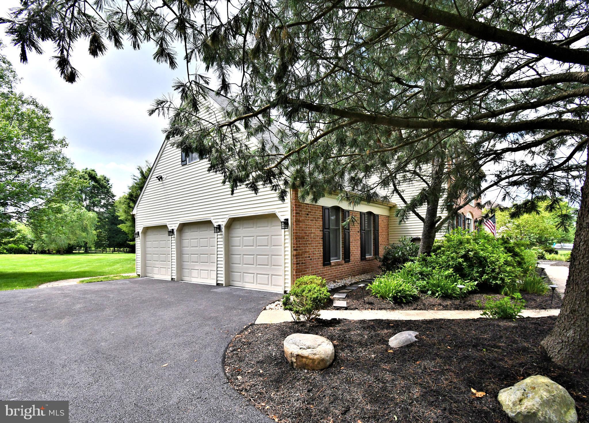 BROOKWOOD ESTS - Residential