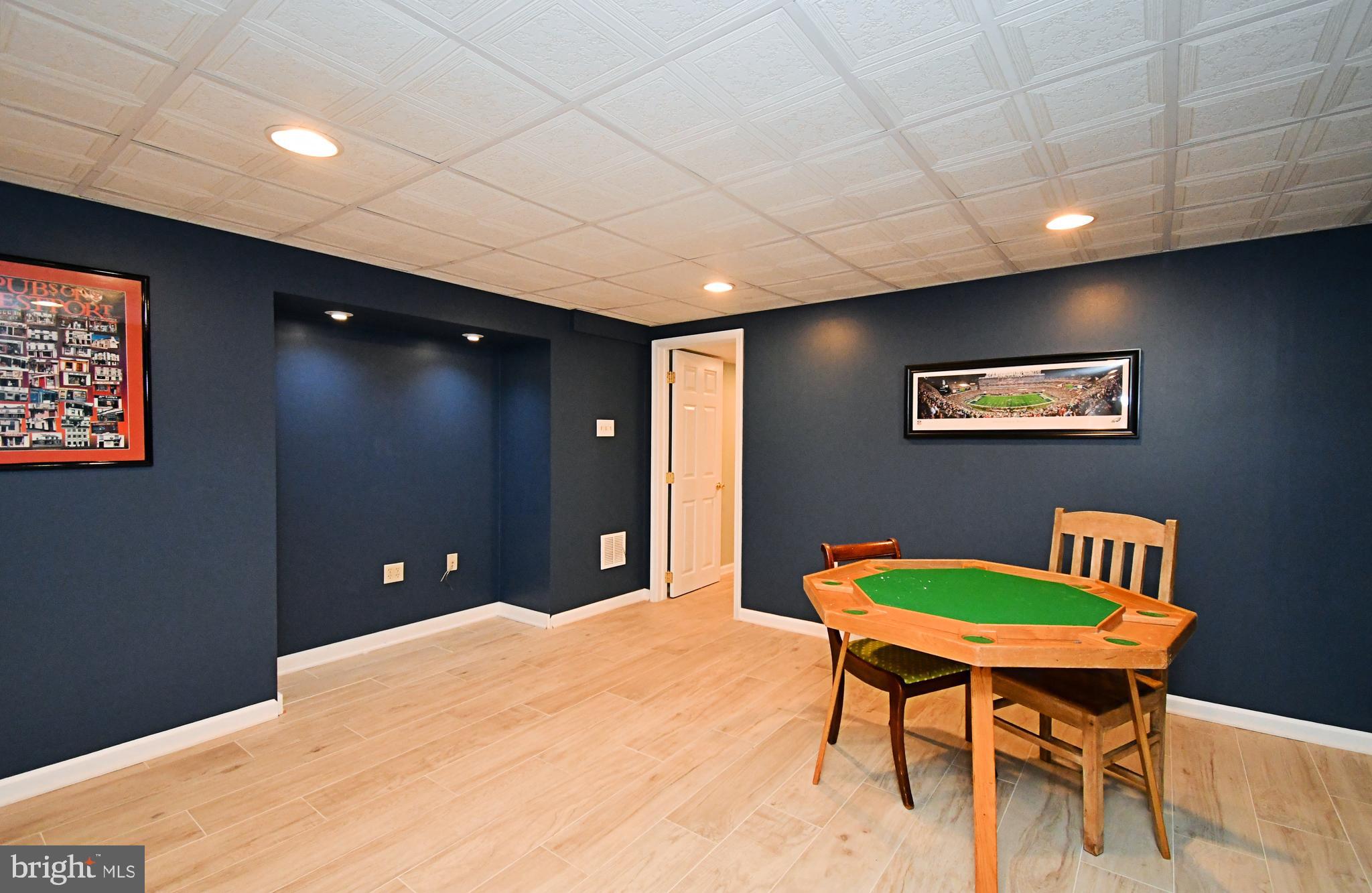 BROOKWOOD ESTS - Residential