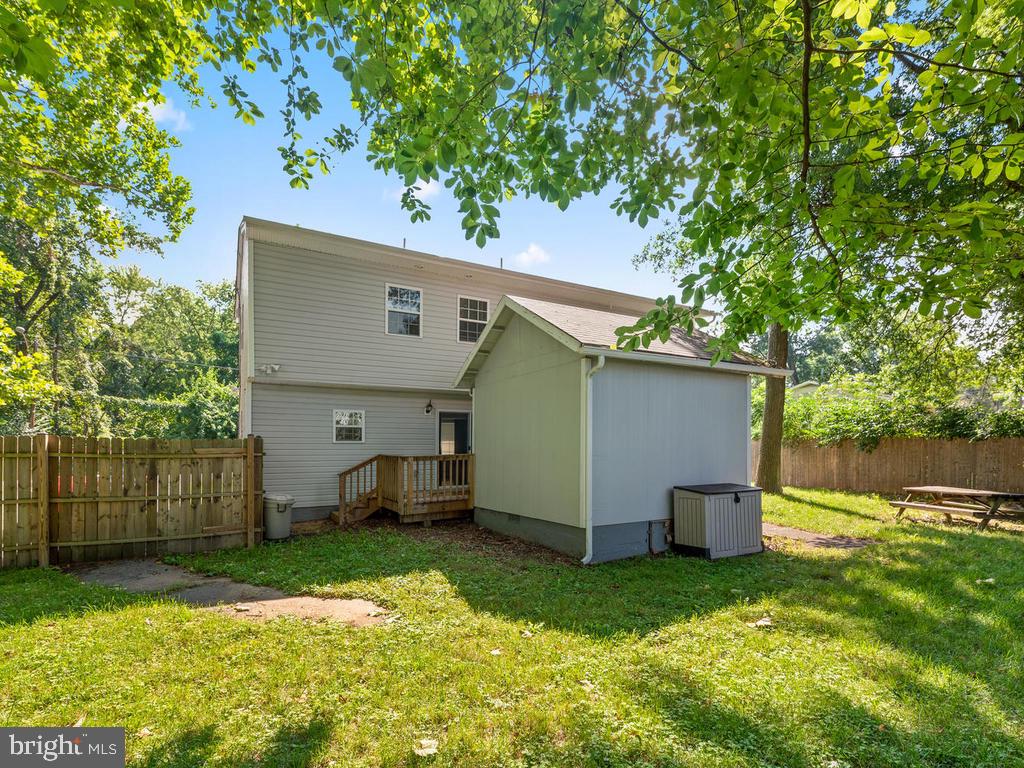 BELTSVILLE - Residential