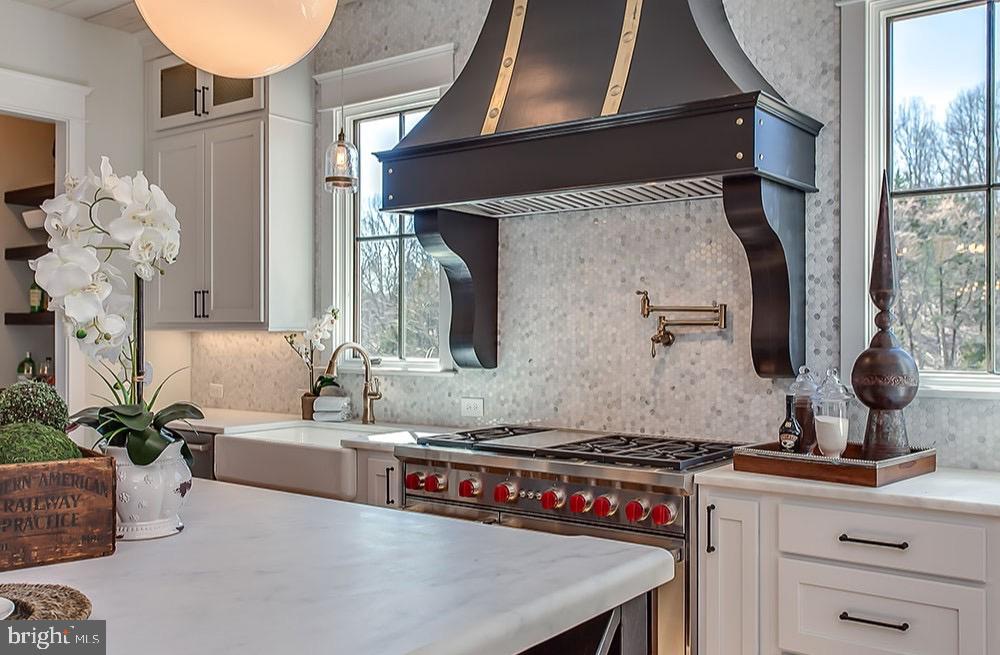 BRIAR KNOLL - Residential