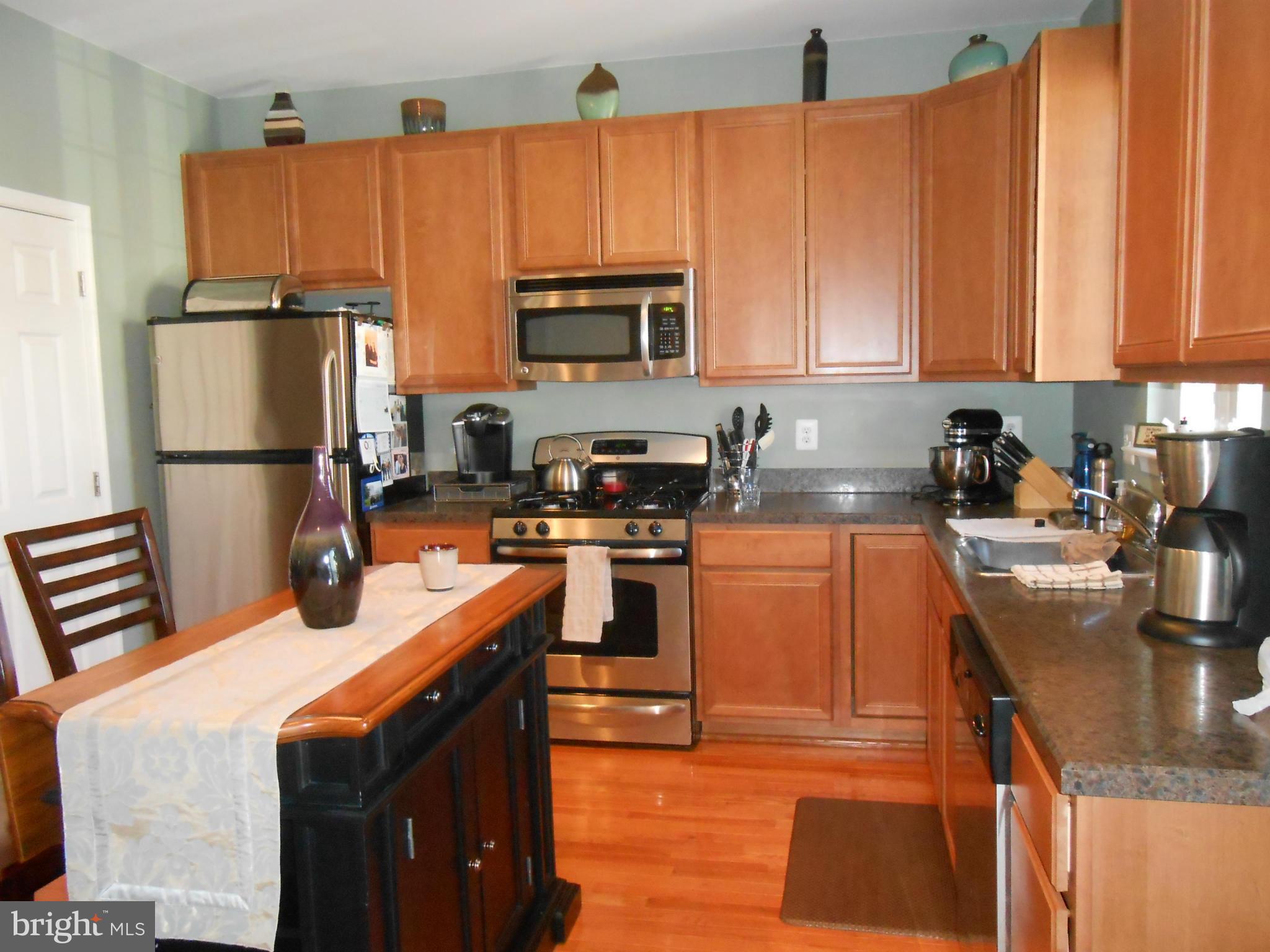 MAZEL - Residential Lease