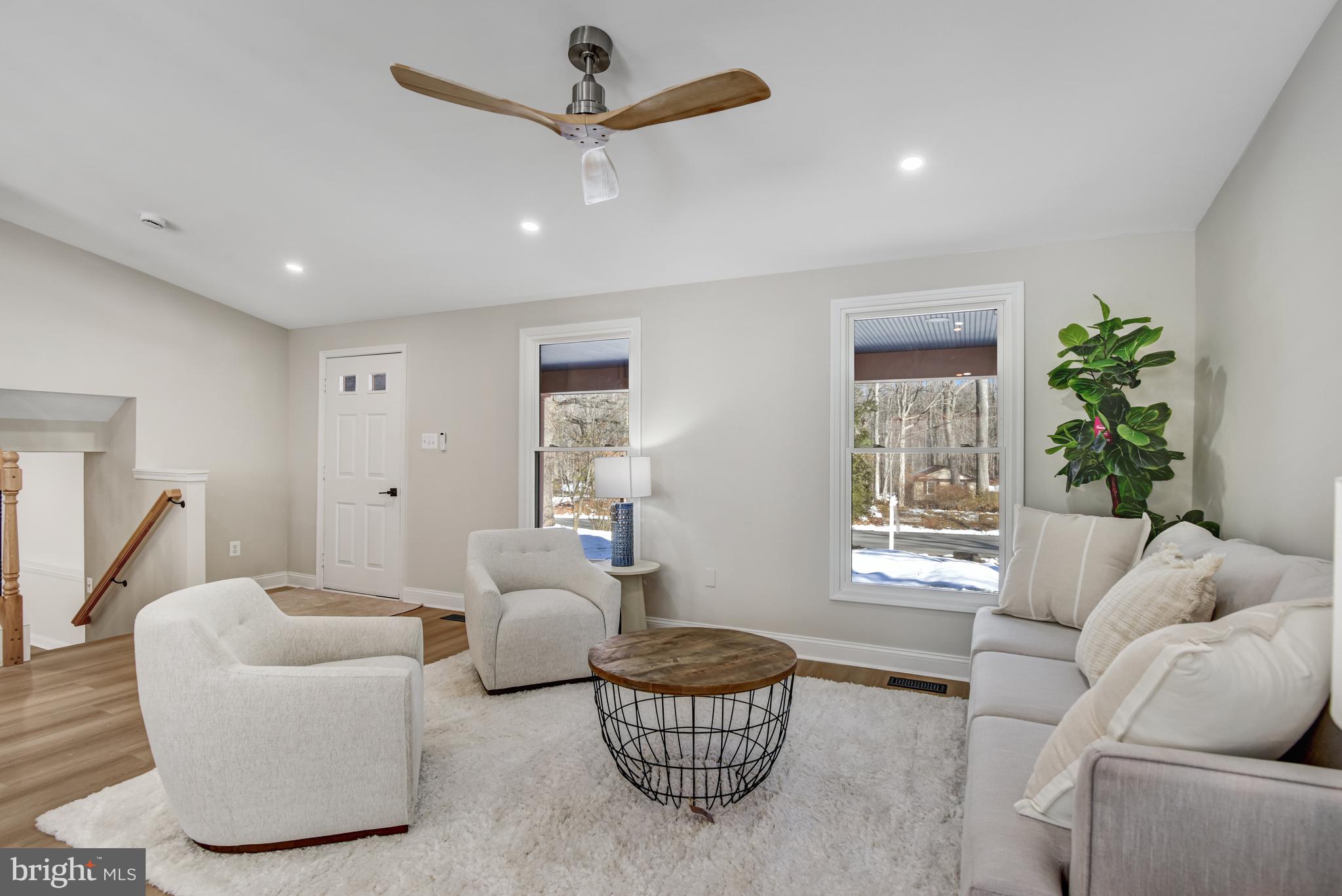 WALTON - Residential