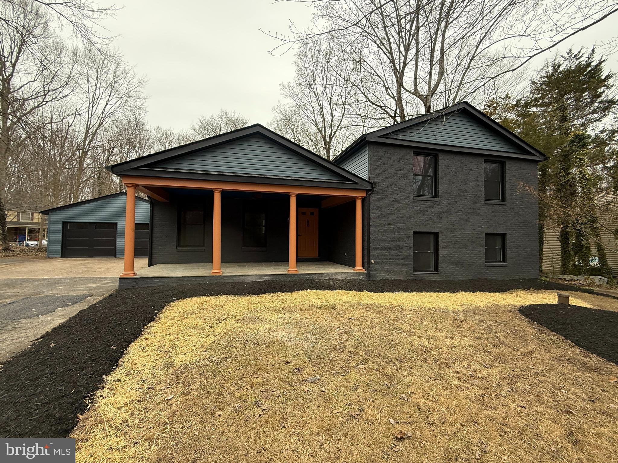 WALTON - Residential