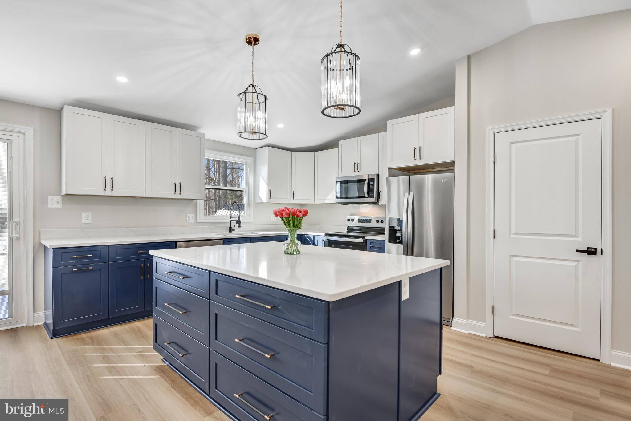 WALTON - Residential