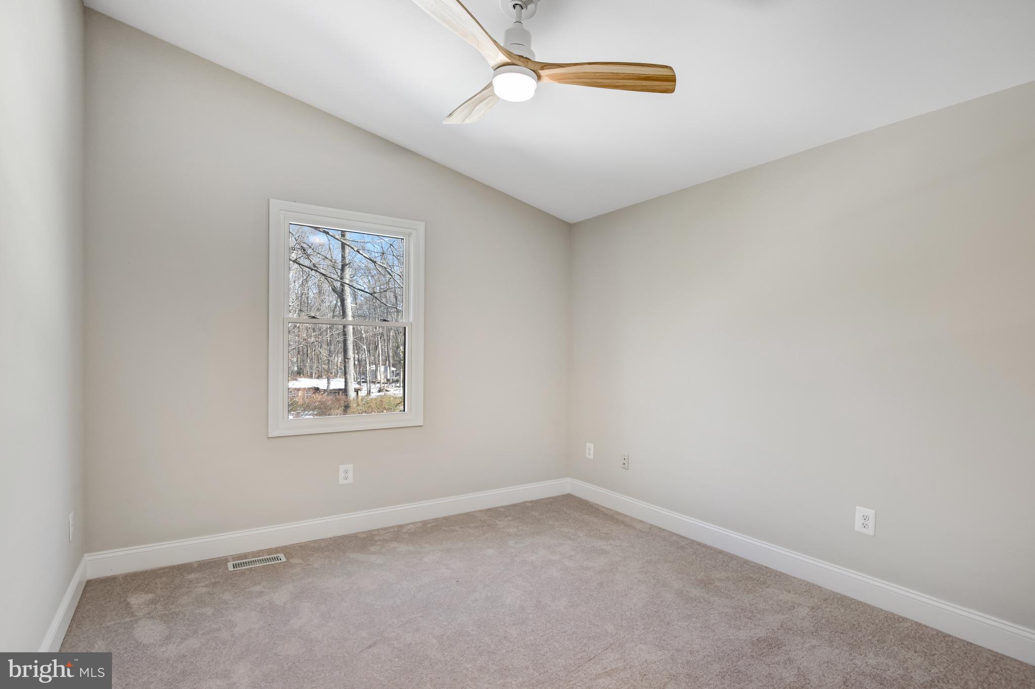 WALTON - Residential