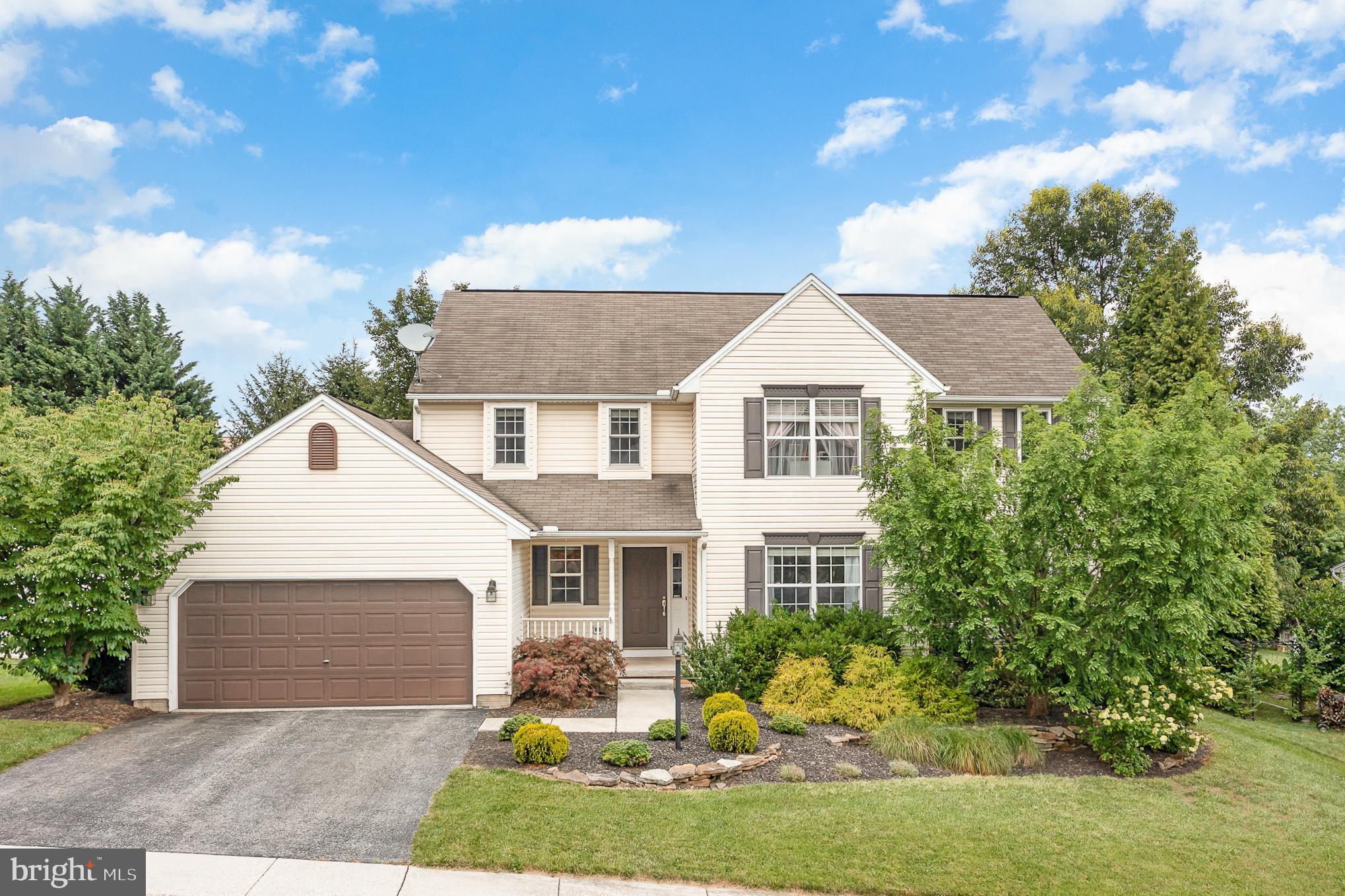 LEADER HEIGHTS CROSSING - Residential