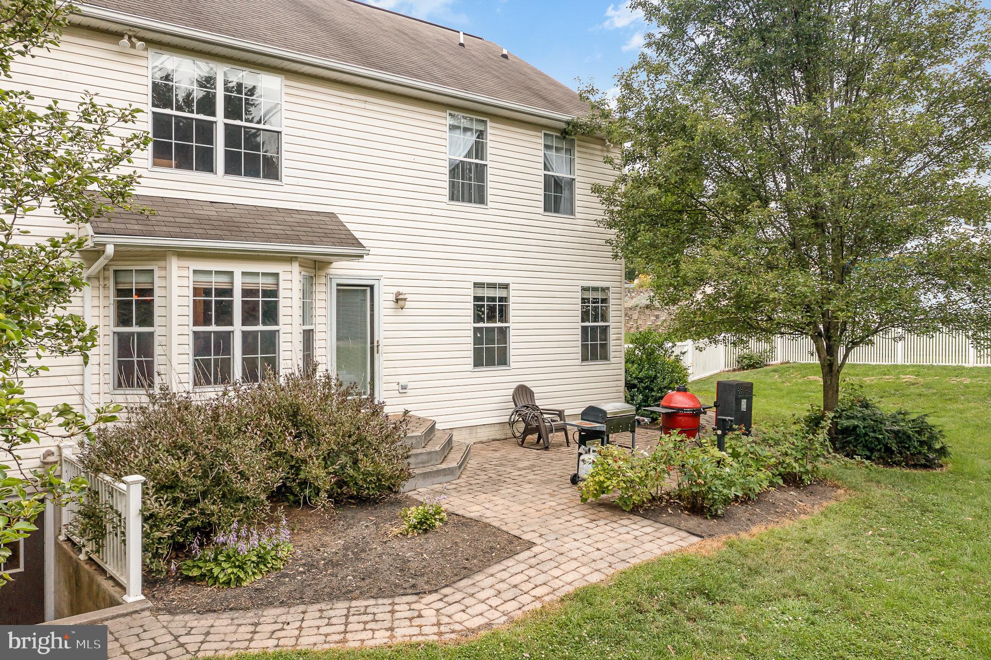 LEADER HEIGHTS CROSSING - Residential