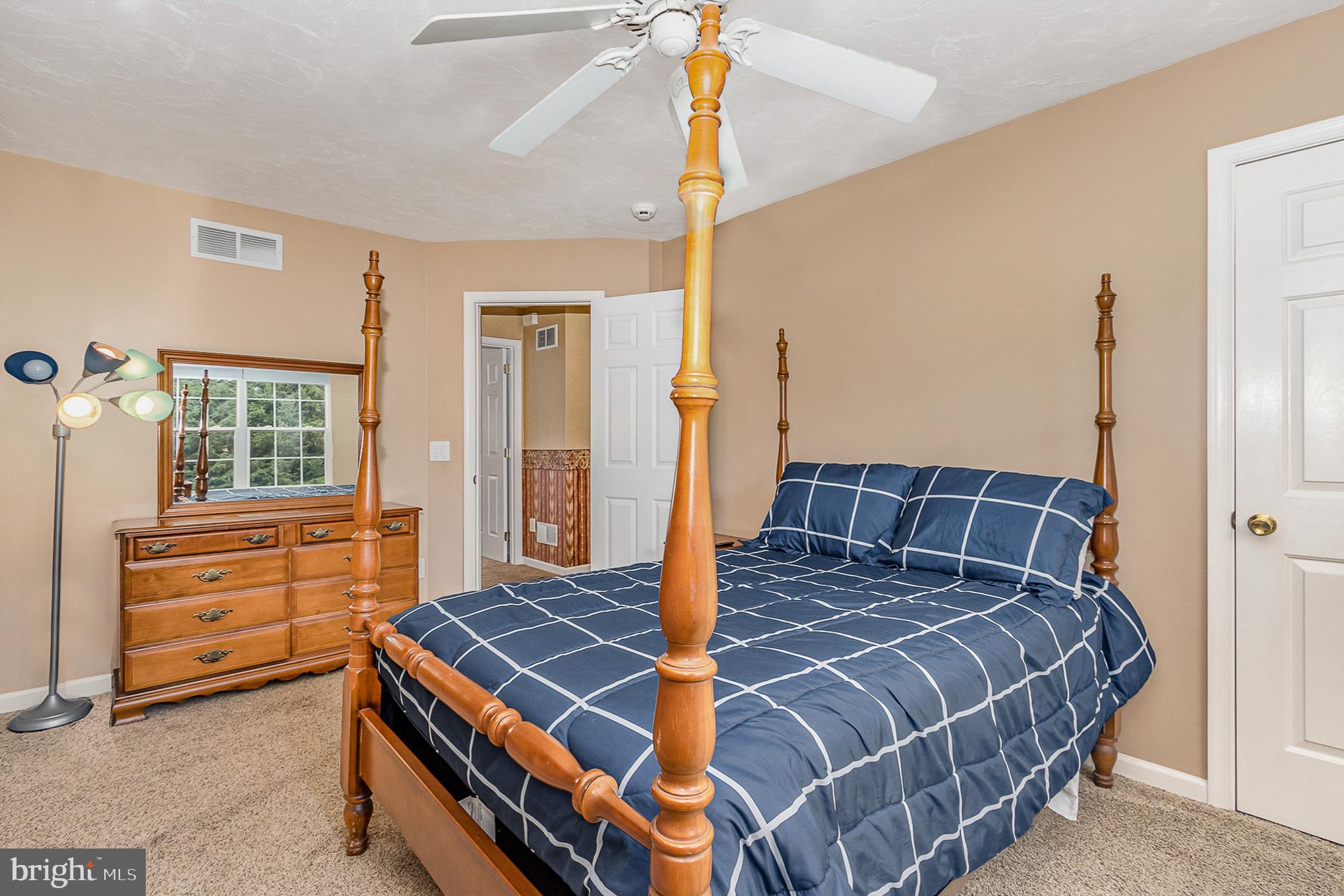 LEADER HEIGHTS CROSSING - Residential