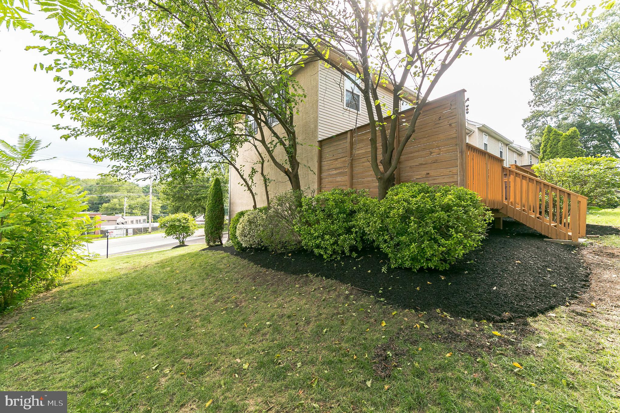 GLENSIDE - Residential