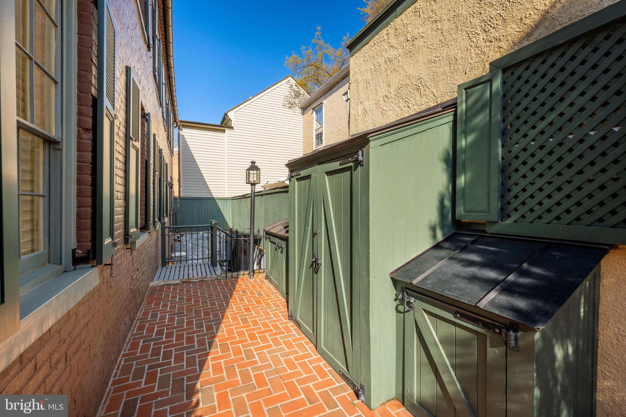 OLD TOWN - Residential