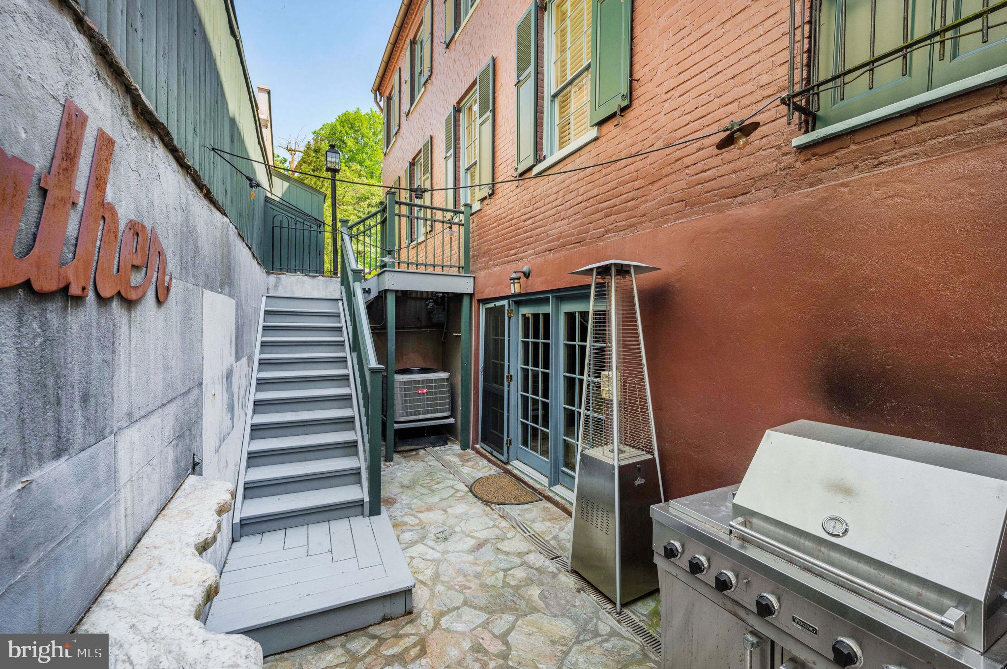 OLD TOWN - Residential