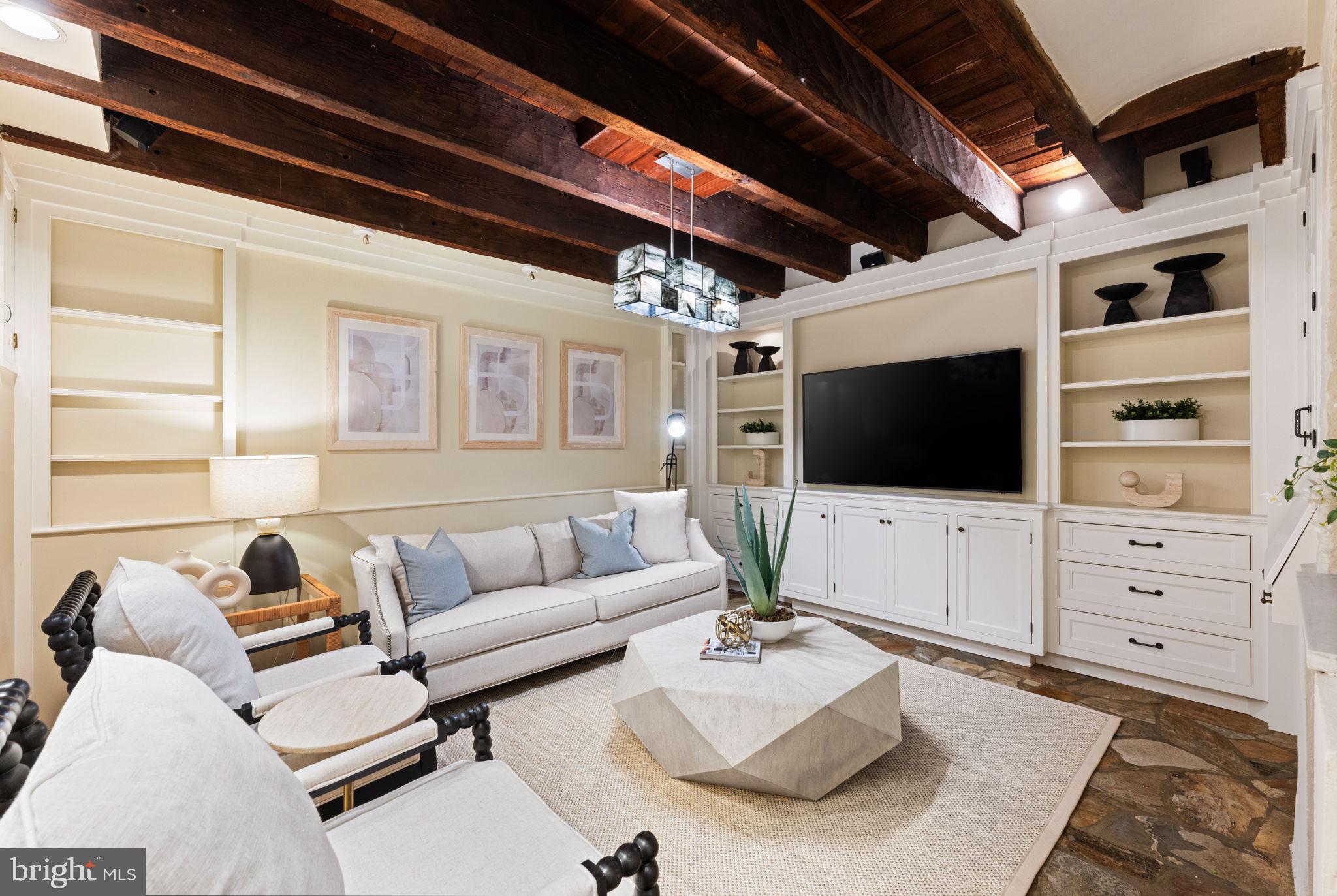 OLD TOWN - Residential