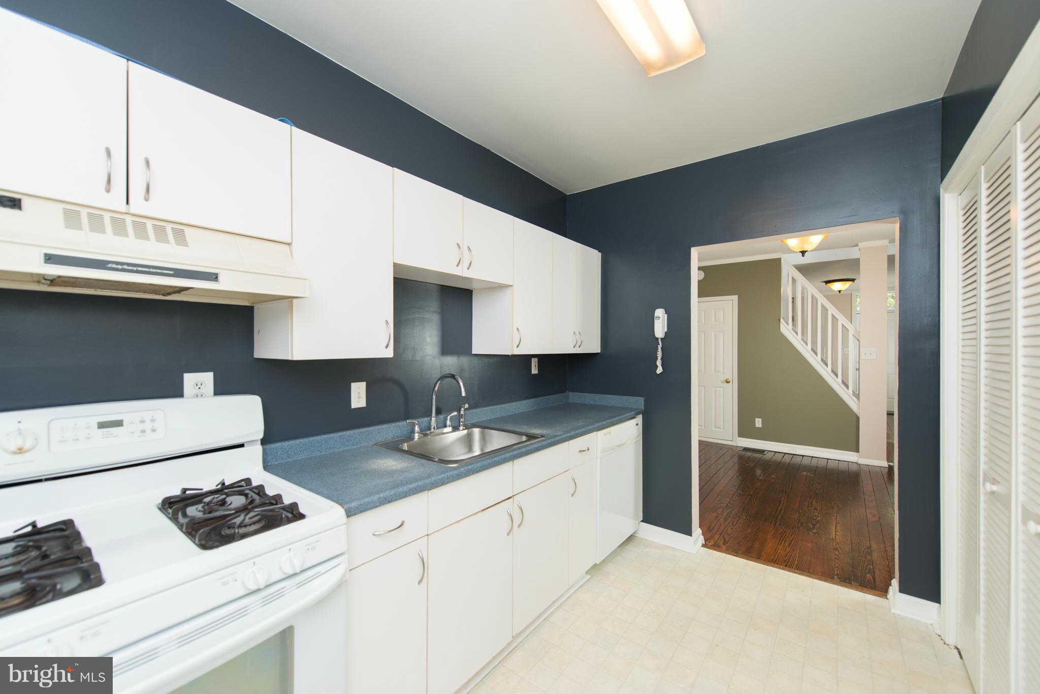 WASHINGTON VILLAGE - Residential