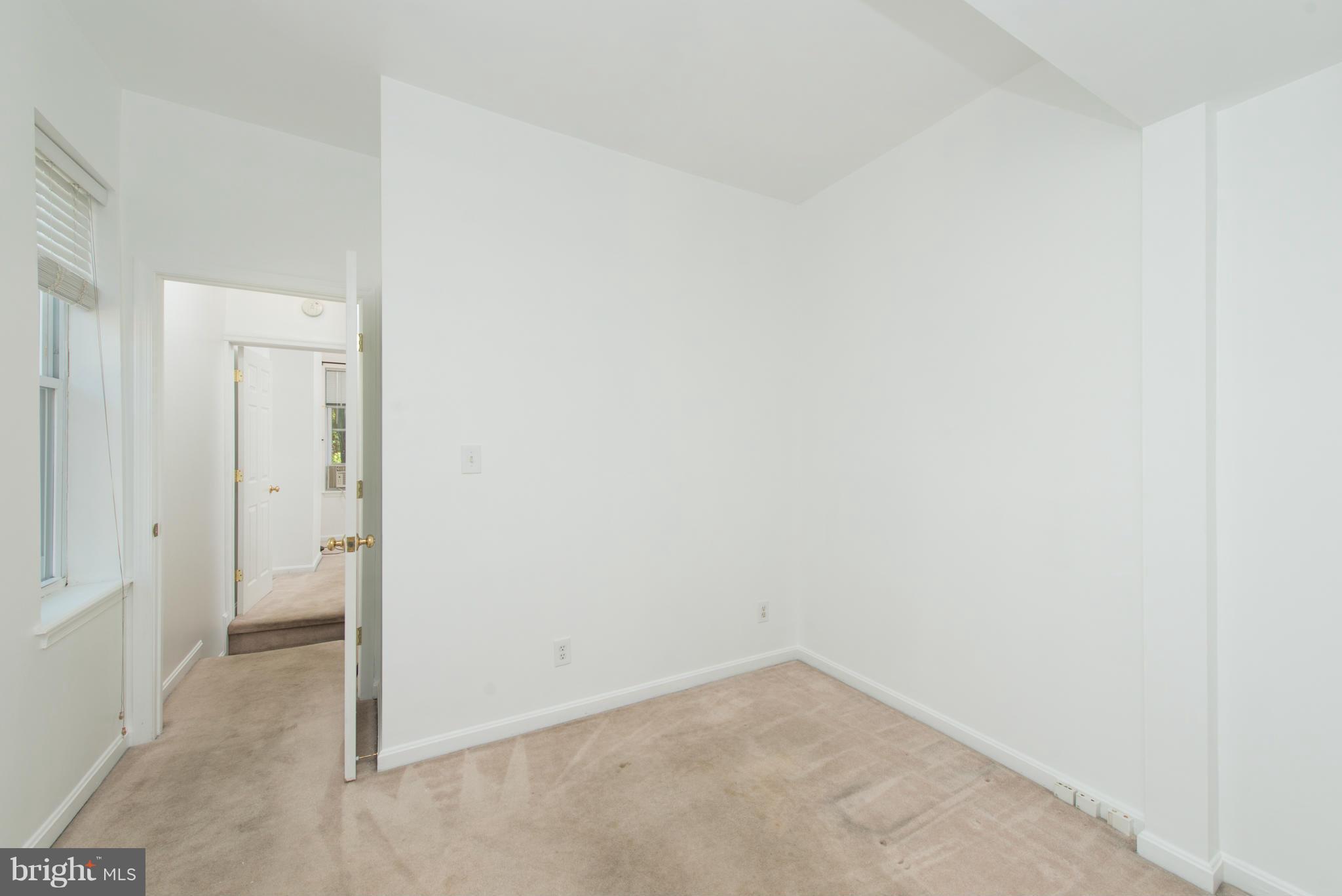 WASHINGTON VILLAGE - Residential