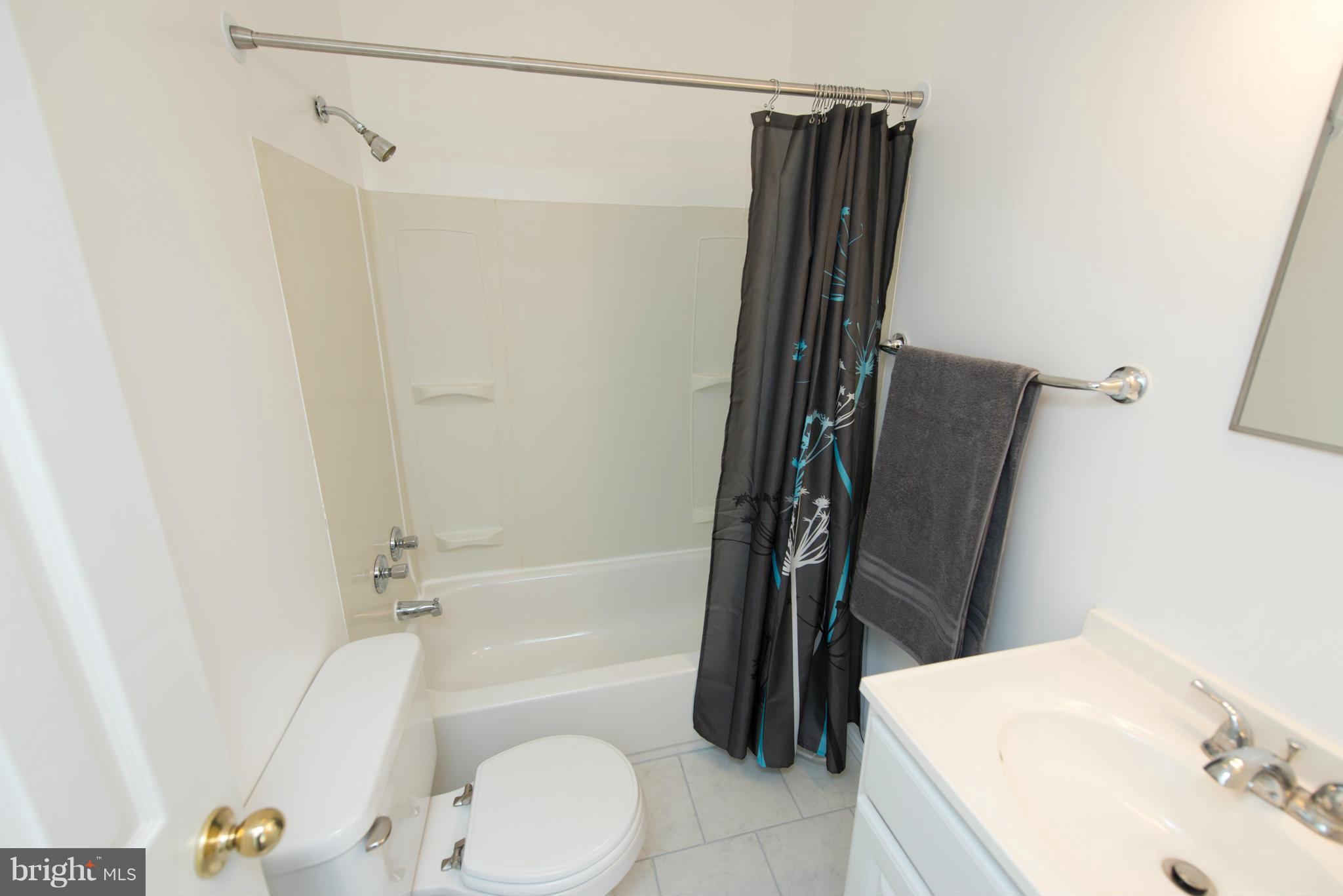 WASHINGTON VILLAGE - Residential