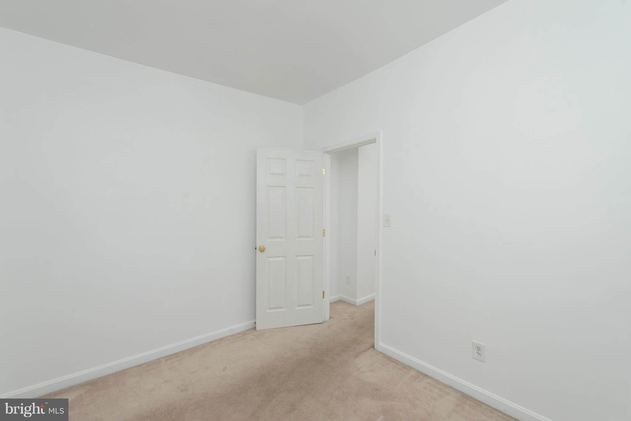 WASHINGTON VILLAGE - Residential