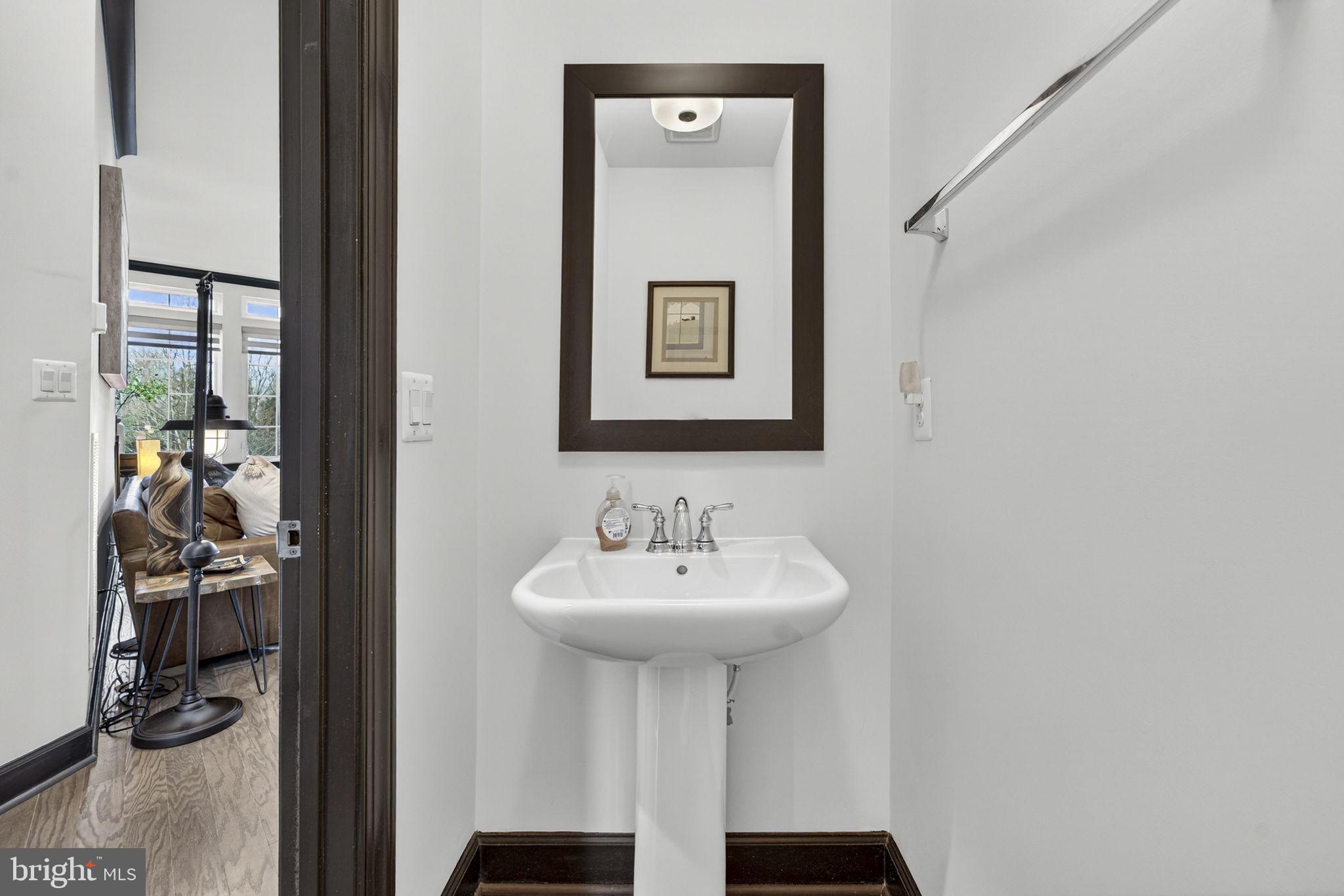 BRAMBLETON TOWN CENTER - Residential