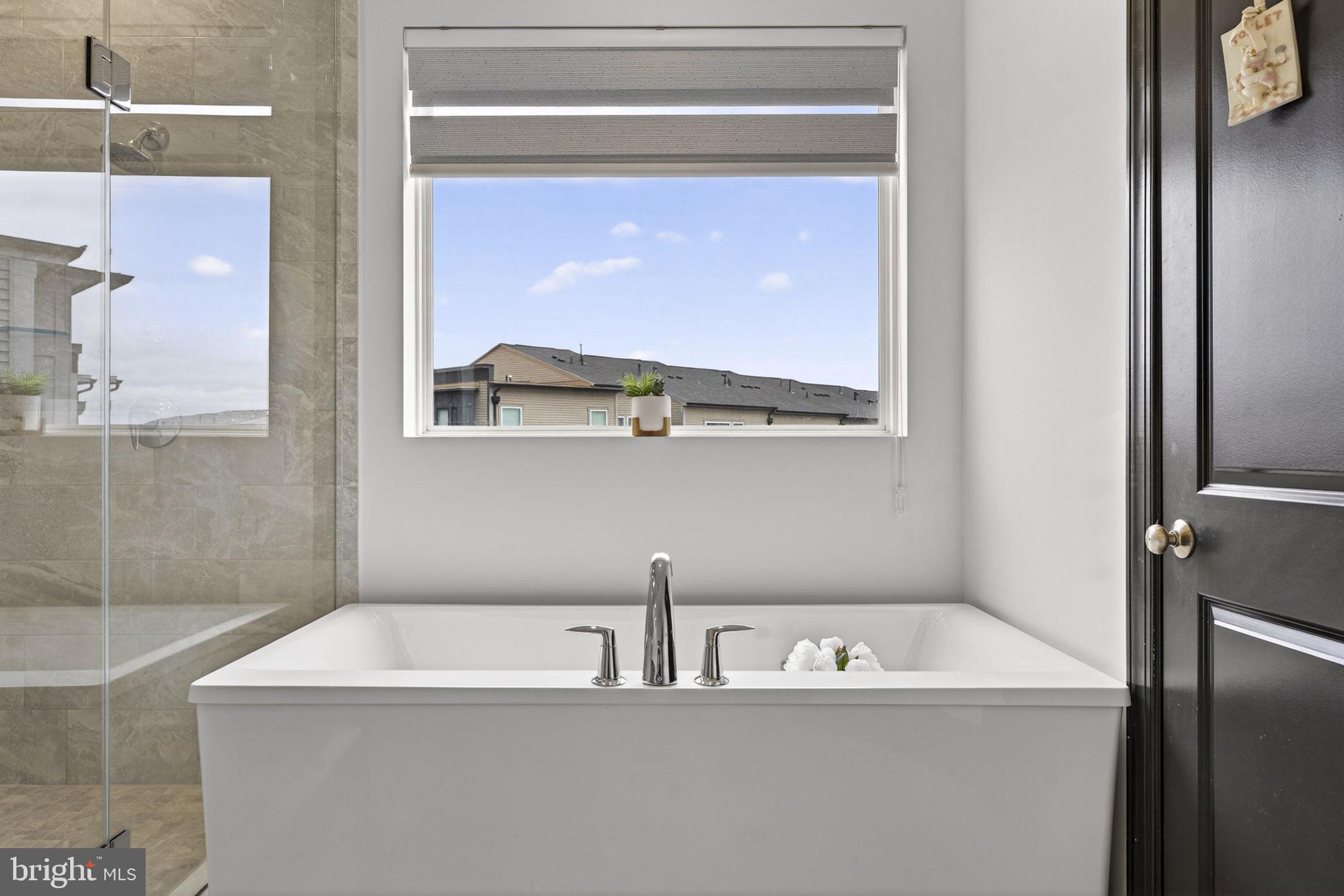 BRAMBLETON TOWN CENTER - Residential