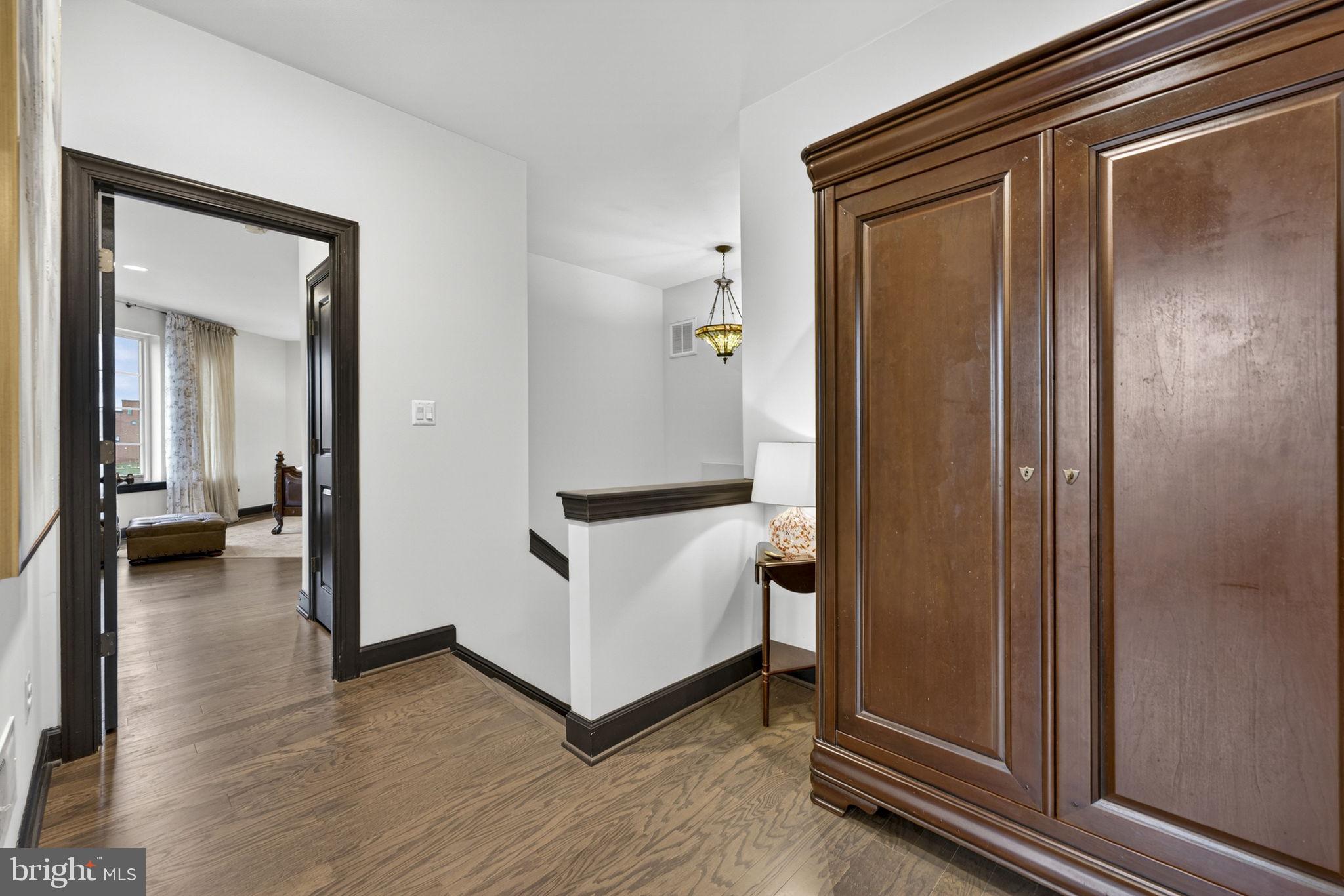 BRAMBLETON TOWN CENTER - Residential